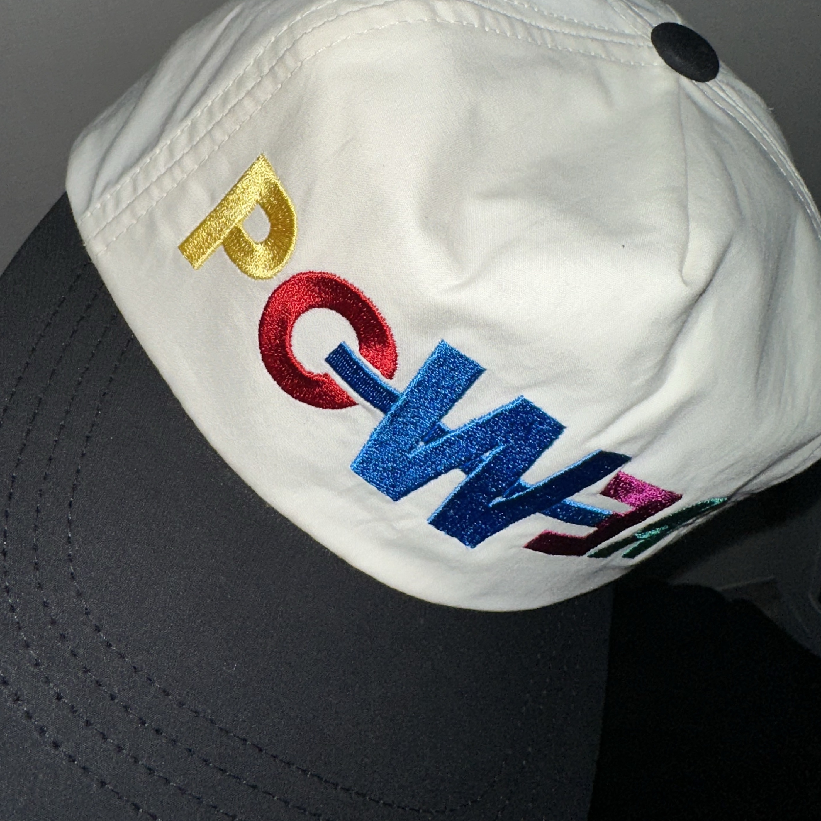G-DRAGON Power Ball Cap White, Supreme Maradona T-Shirt Brown - 24SS 착용 스타일 - 2