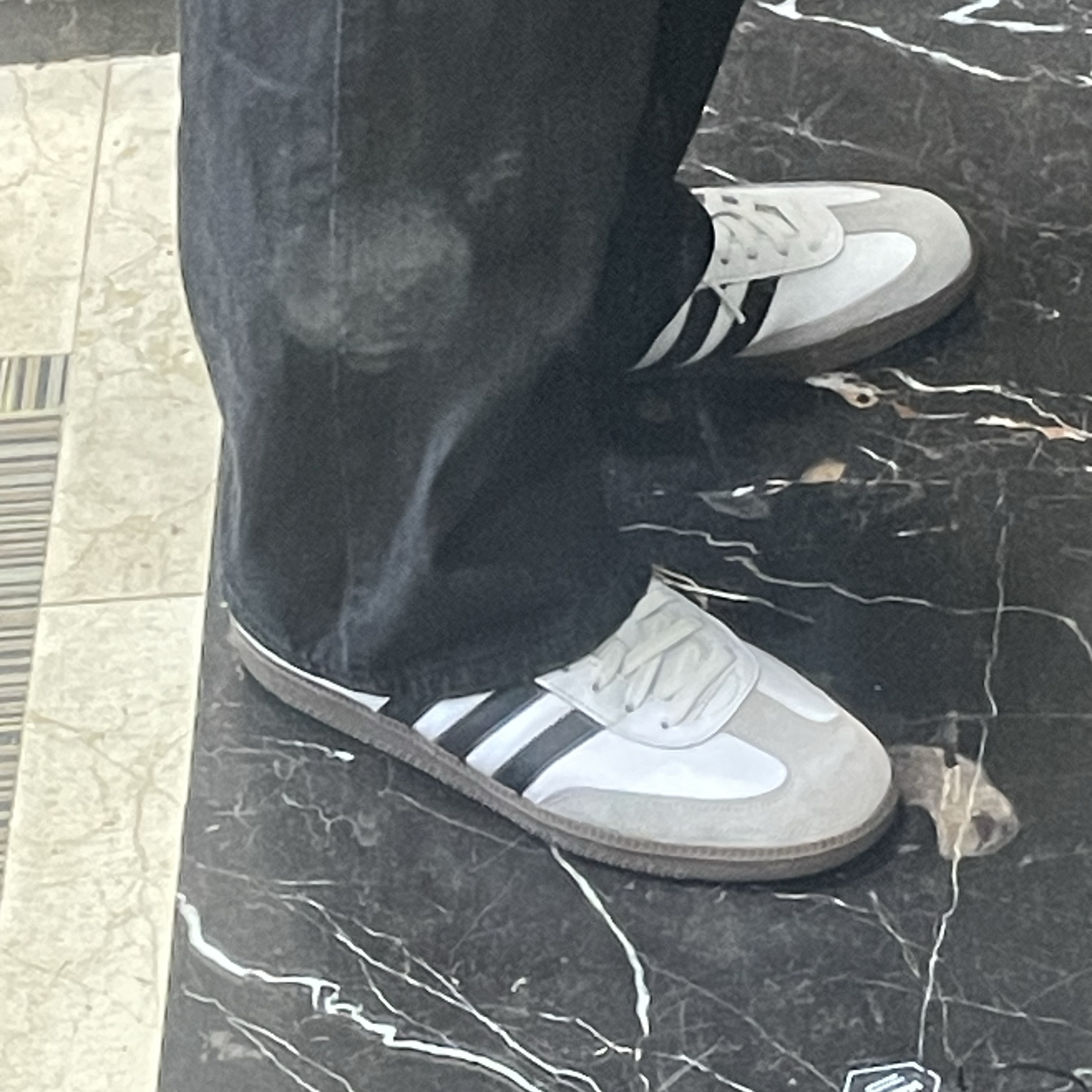 Adidas Samba OG Cloud White 착용 스타일