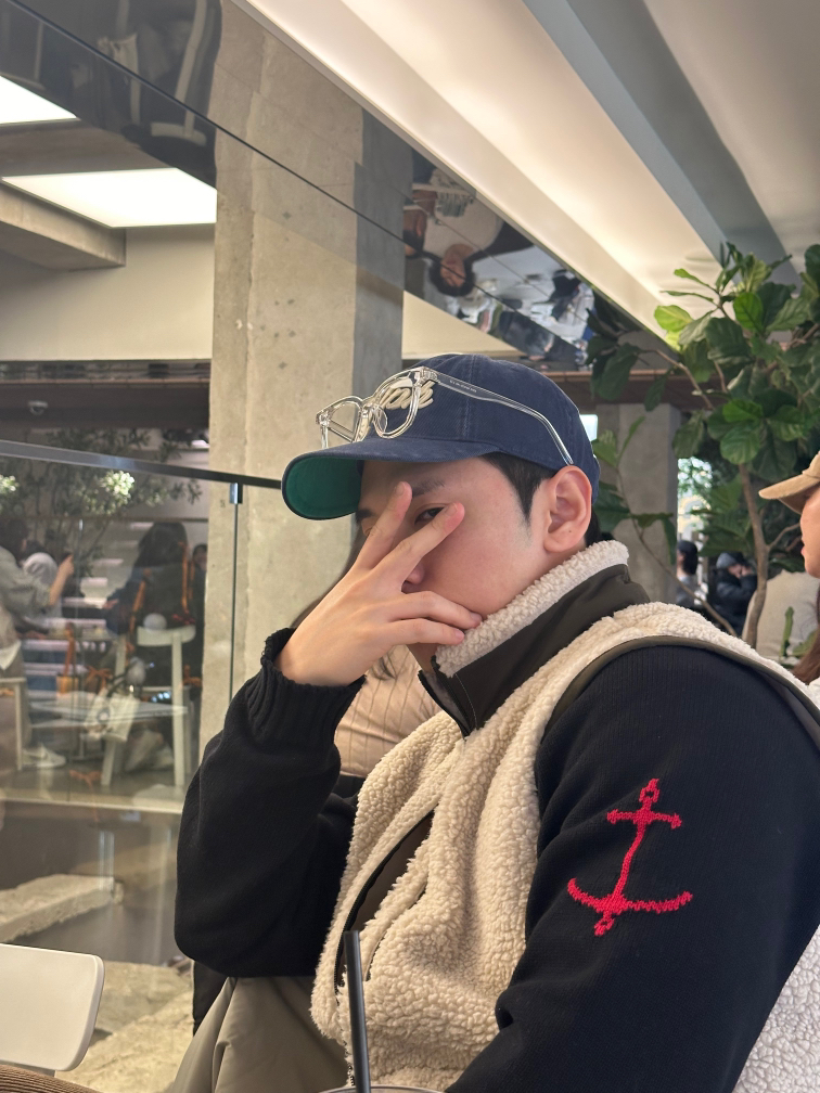 KREAM 프로필 이미지
