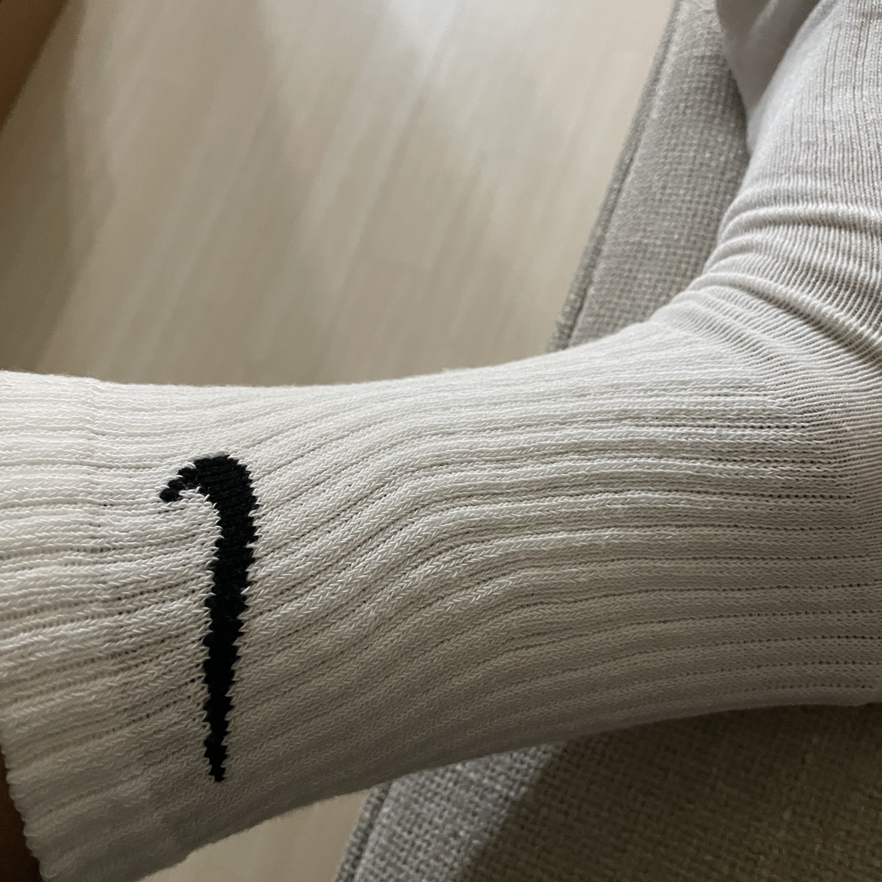 Nike Everyday Lightweight Training Crew Socks White (3 Pack/Korean Ver.) 착용 스타일