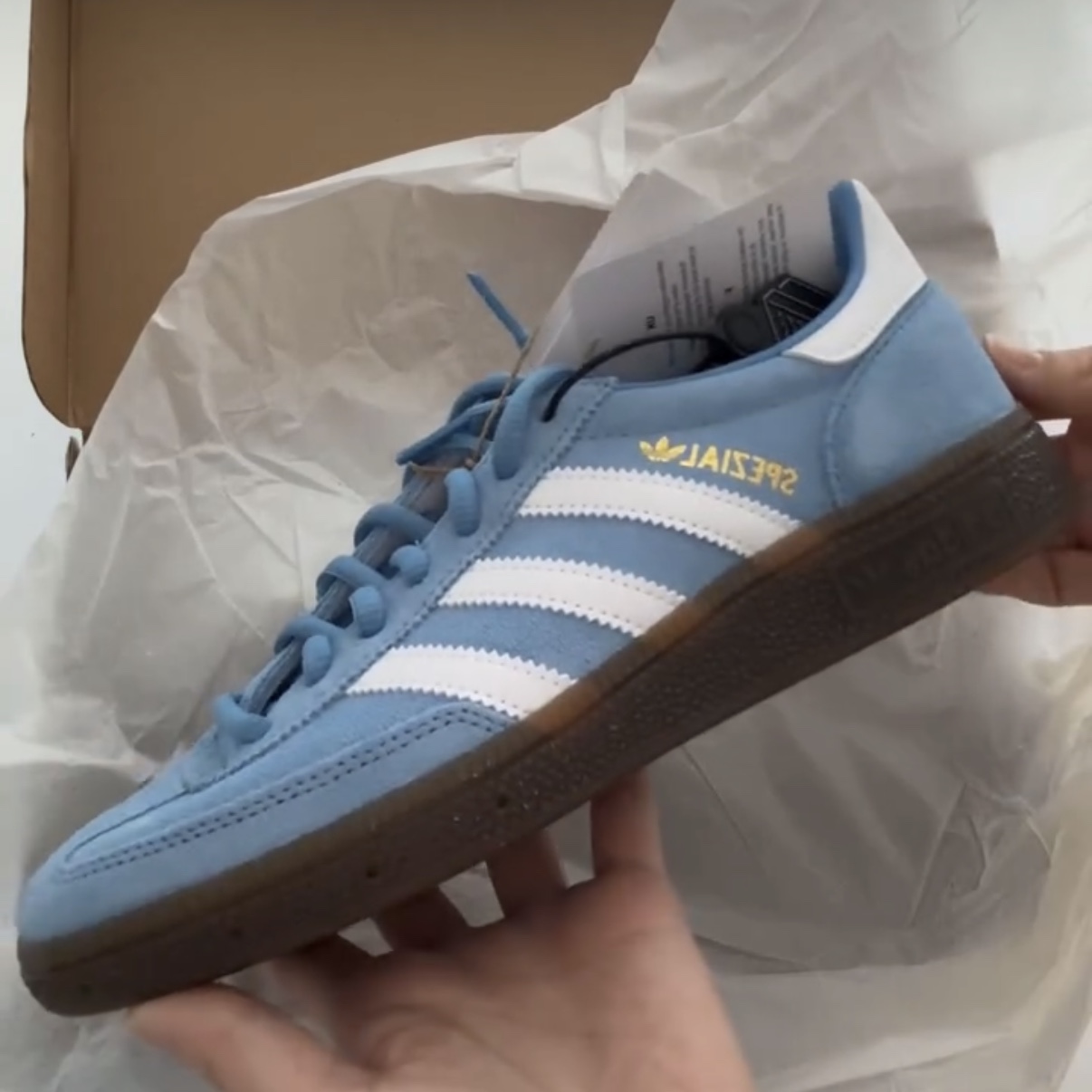 Adidas Spezial Handball Light Blue 착용 스타일