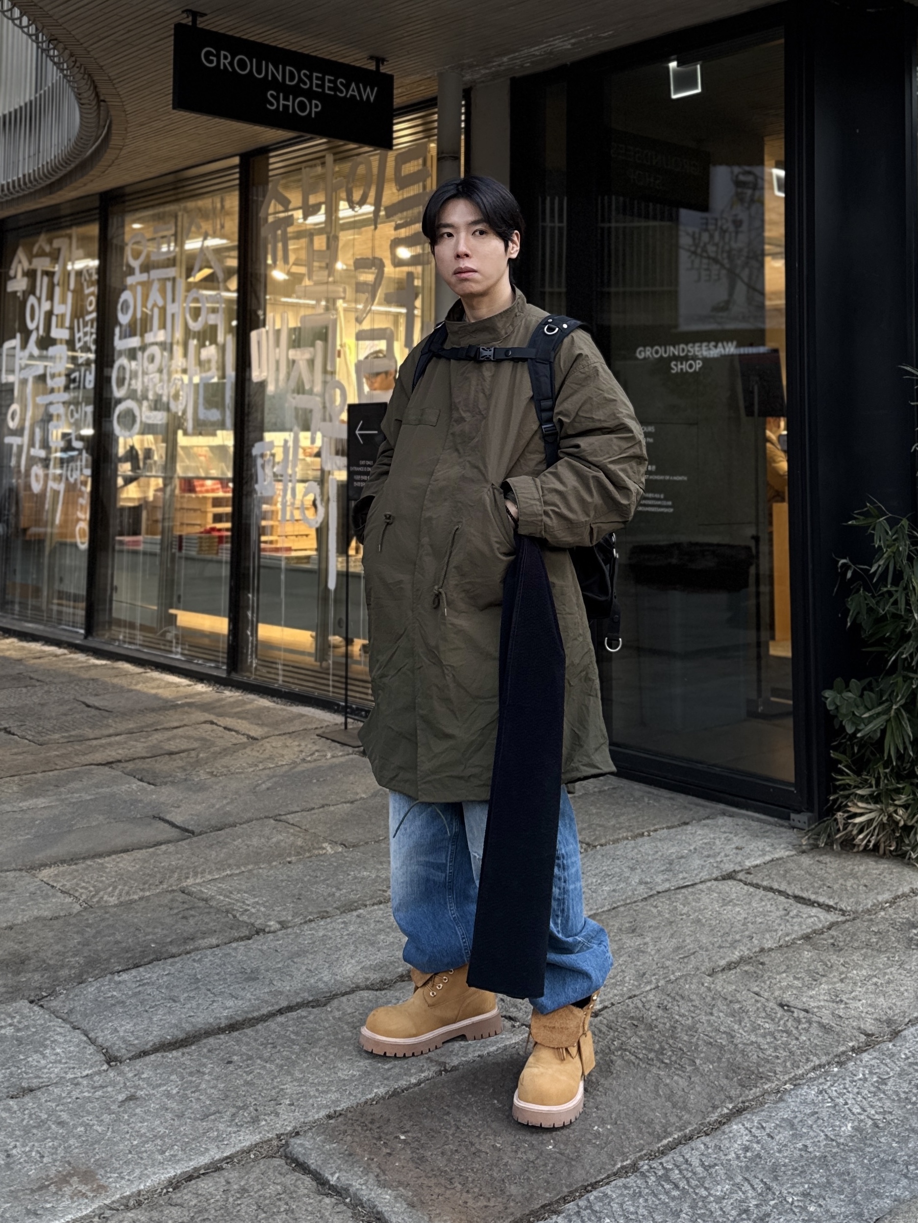 언더마이카 무.87 안티 Fxxking 로고 플레이 베이직 마이크로 코듀로이 스카프 블랙, 킨치 x 마이 네임 이즈 피터 옐로우 부츠 - 888 (a) 옐로우 착용 스타일 - 1