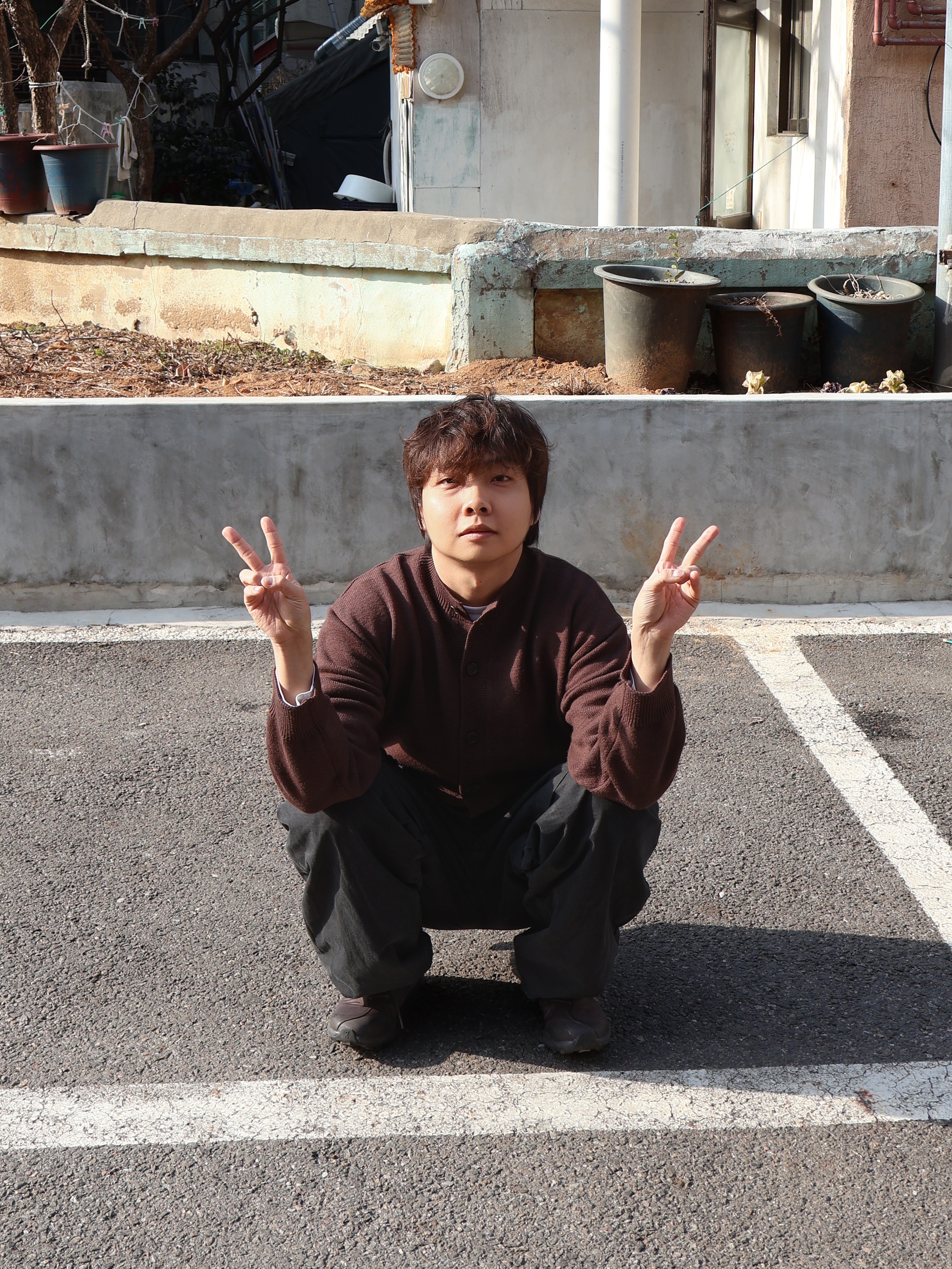 On Running x Post Archive Faction (Paf) Cloudventure Peak Cacao Espresso 착용 스타일 - 3