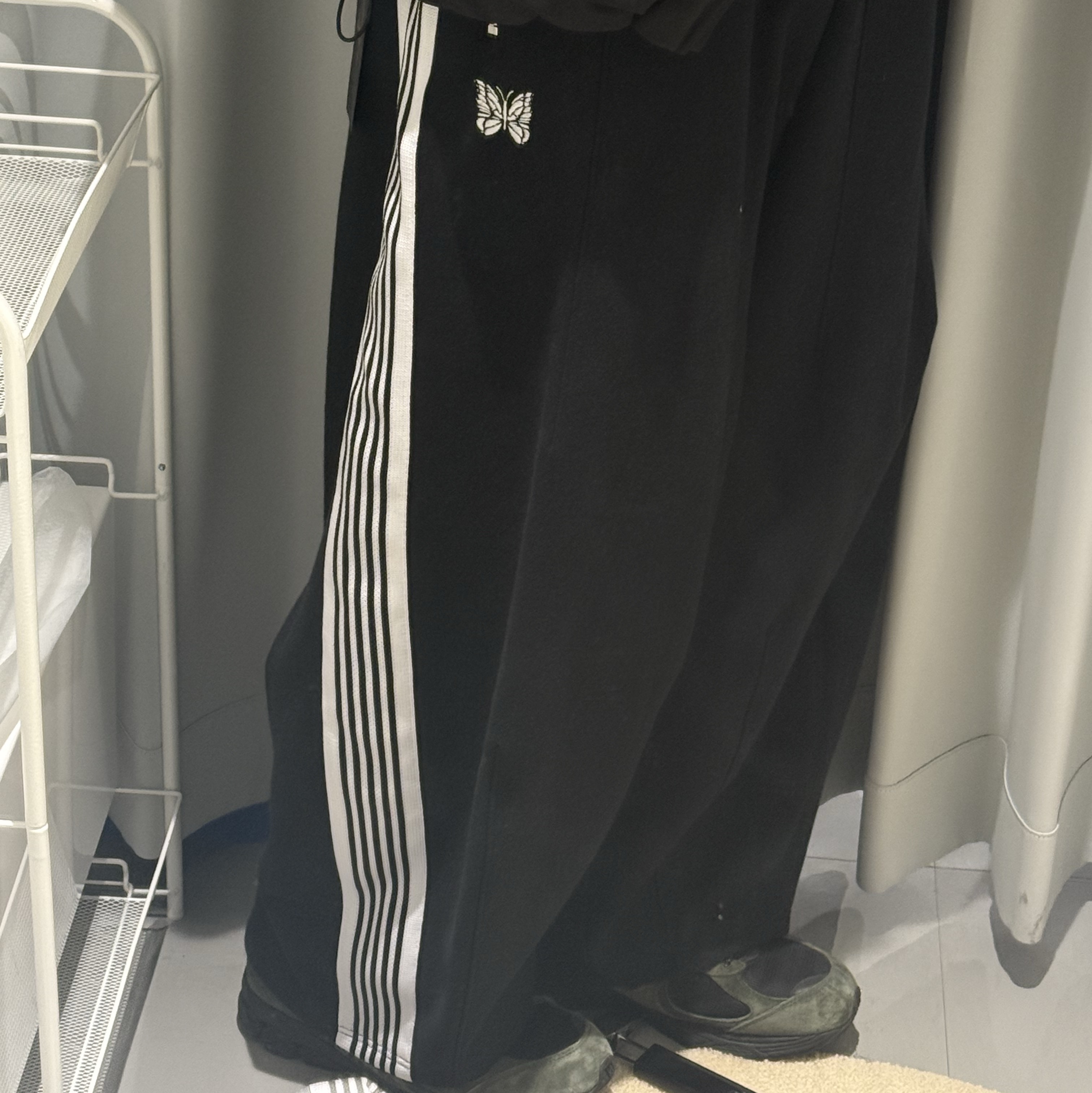 Needles x LHP H.D. Track Pants Cotton Jersey Black 착용 스타일