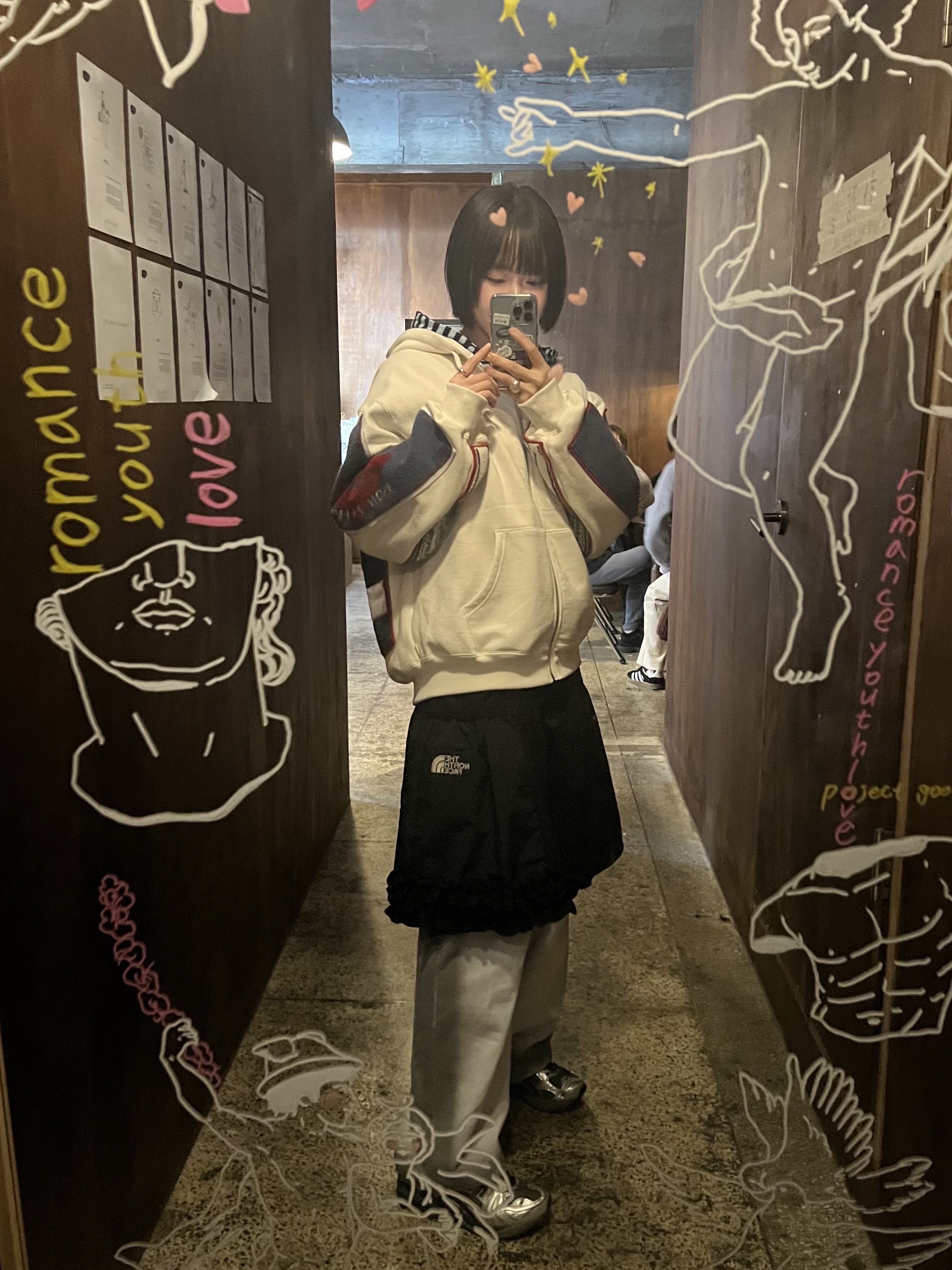 Asics x Unaffected Gel-Kayano 14 Silver Moon, Supreme x Martine Rose Towel Zip Up Hooded Sweatshirt White - 24FW 착용 스타일 - 1