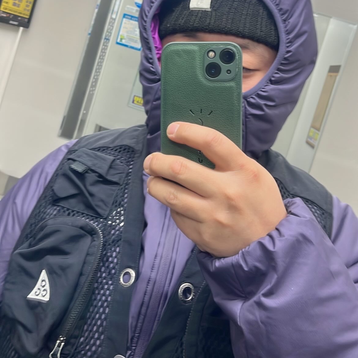 Nike ACG Rope De Dope Primaloft Therma-Fit Jacket Dark Raisin Bold Berry - Asia, Nike ACG Buttles Vest Black - Asia 착용 스타일