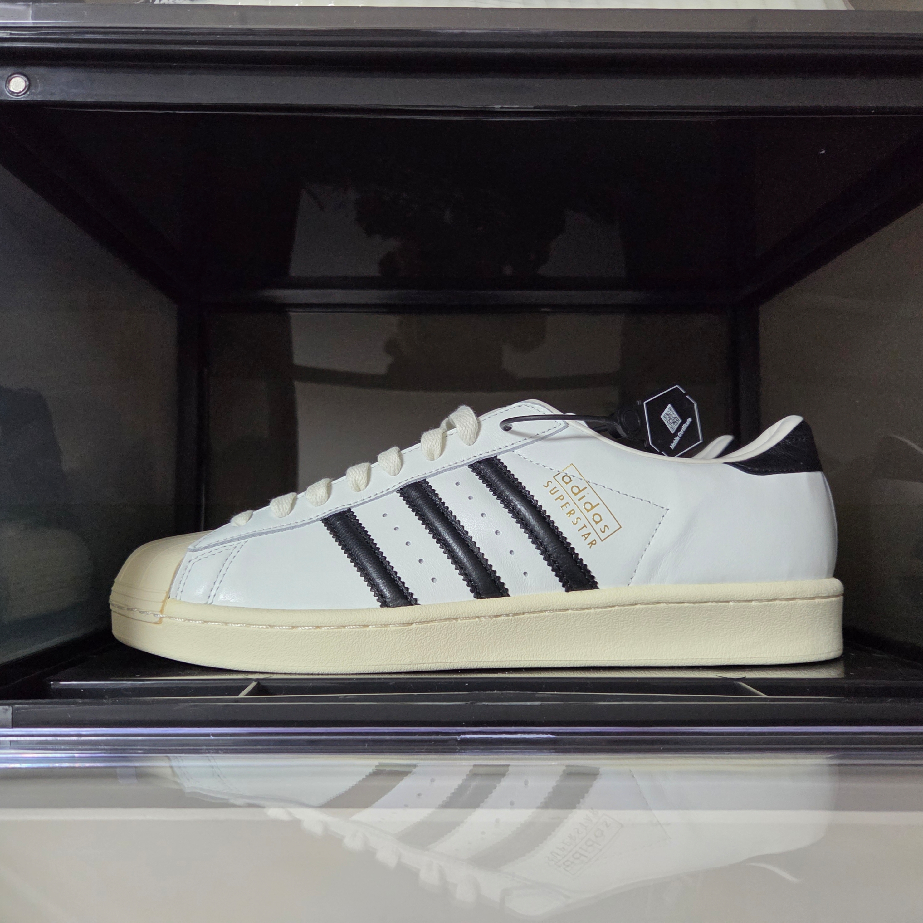 Adidas Superstar Vintage Made in Germany Core White Core Black 착용 스타일