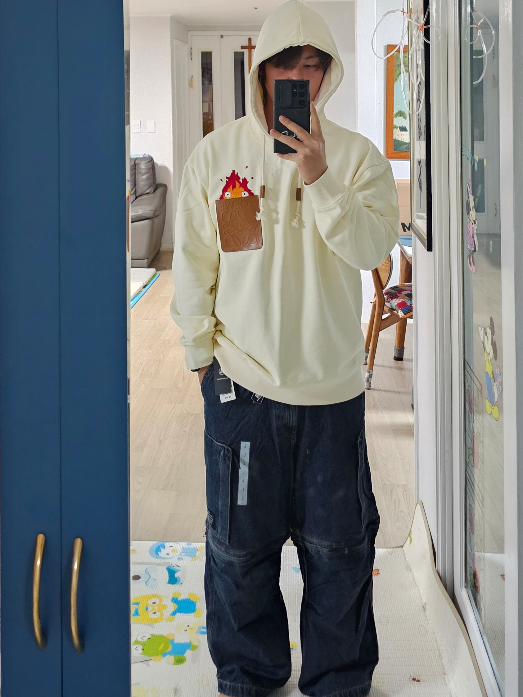 GU x Undercover Denim Convertible Wide Cargo Pants Blue 착용 스타일