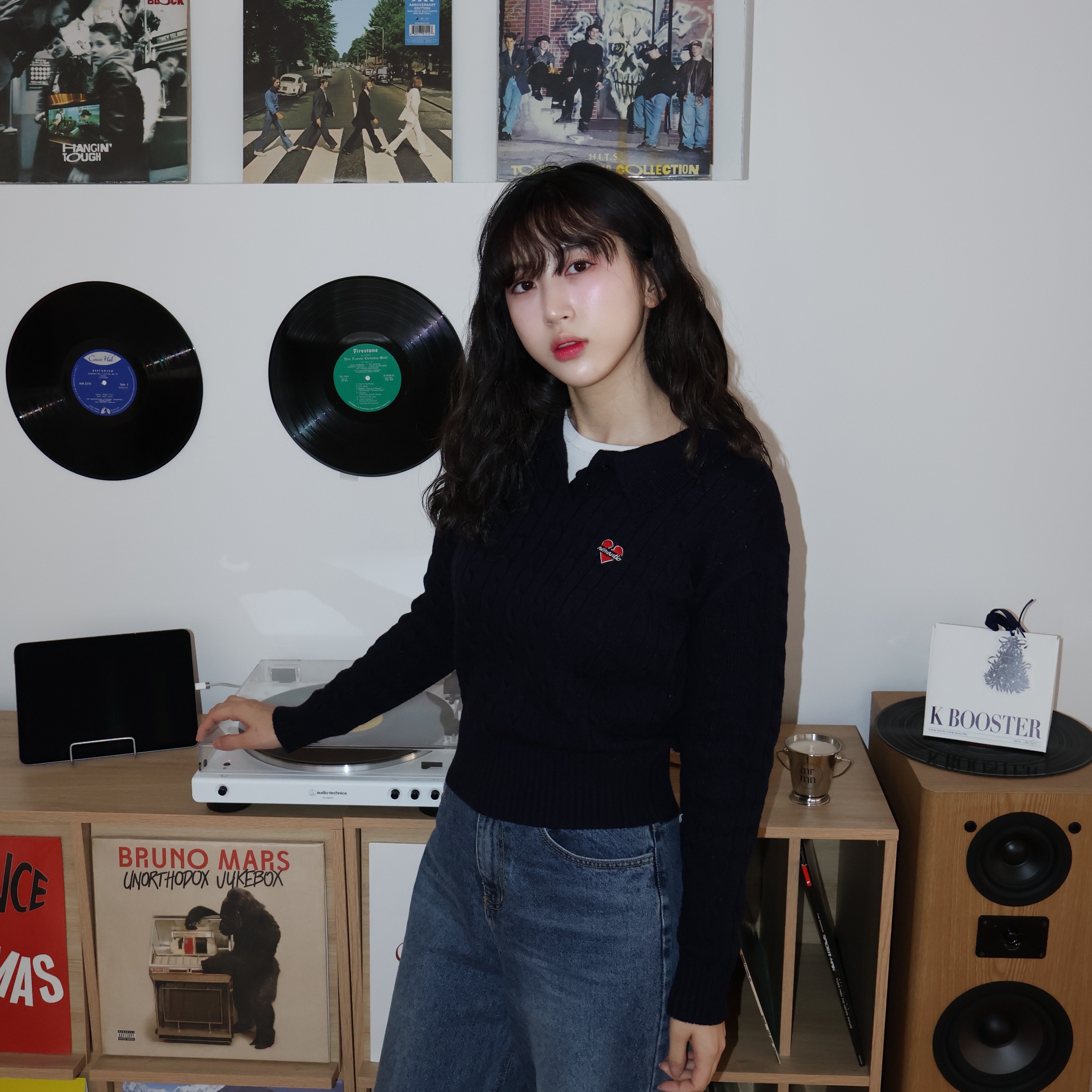 반스 볼트 OG 어센틱 LX 레이싱 레드 체커보드 토 착용 스타일 - 1