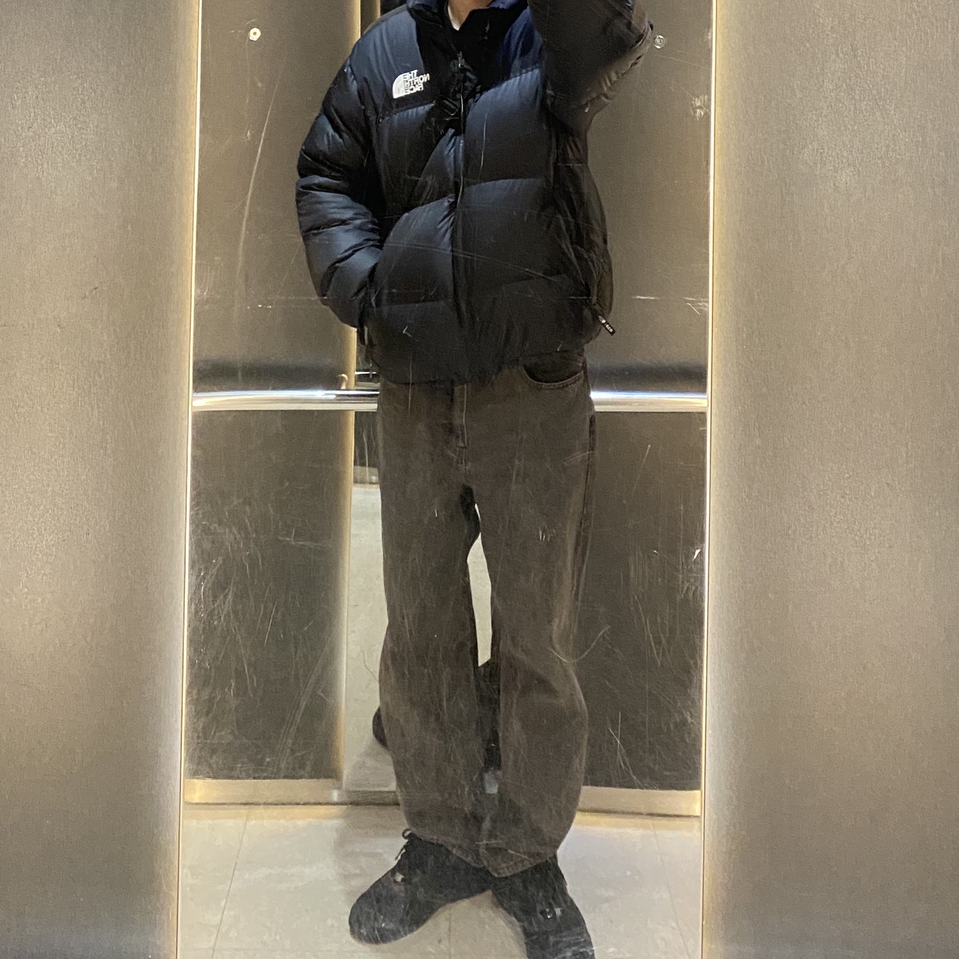 Nike x Supreme Air Force 1 Low Black, The North Face 1996 Eco Nuptse Jacket Black 착용 스타일