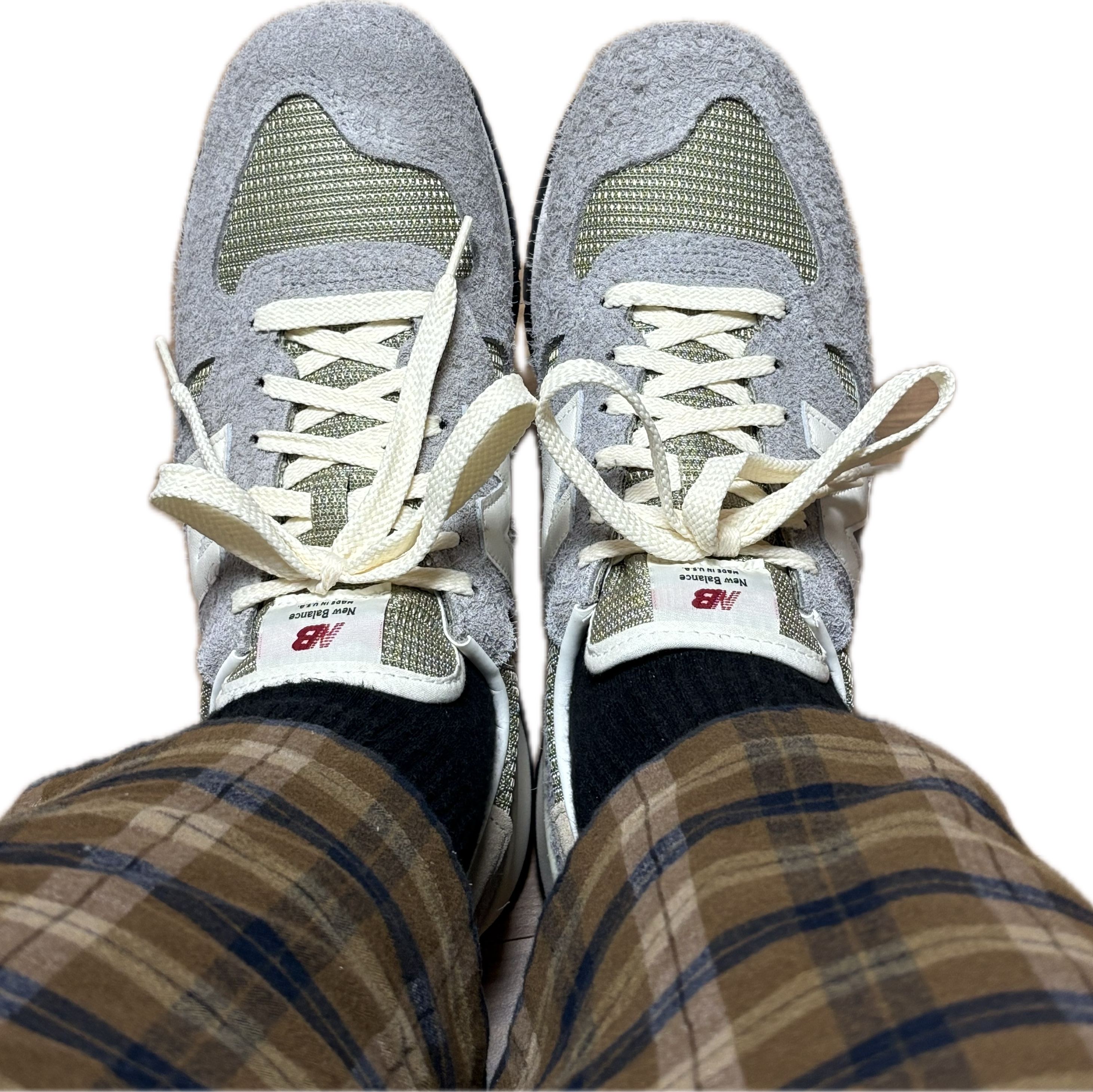 New Balance 990v1 Made in USA Marblehead Incense 착용 스타일
