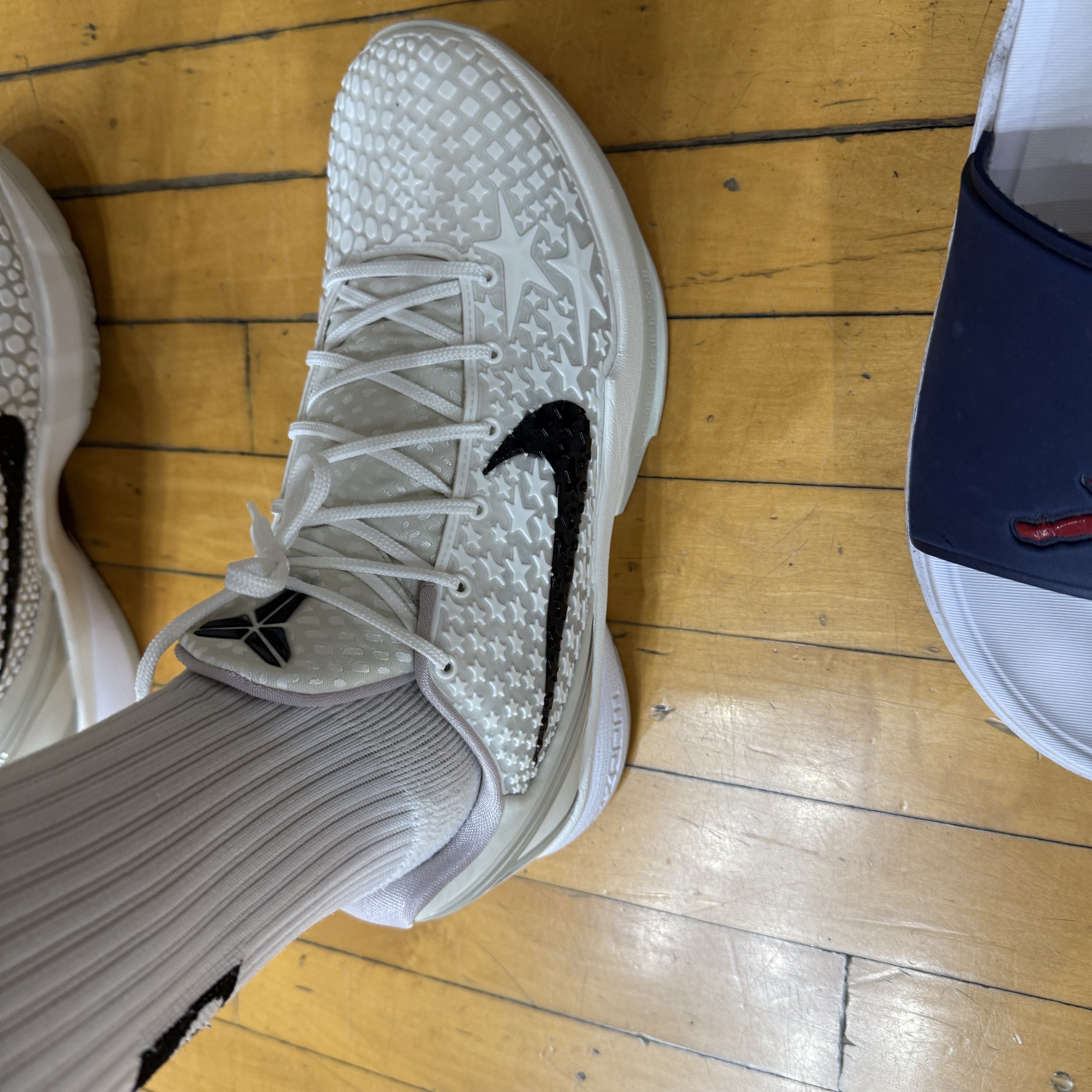 Nike Kobe 6 Protro Sail 착용 스타일 - 2