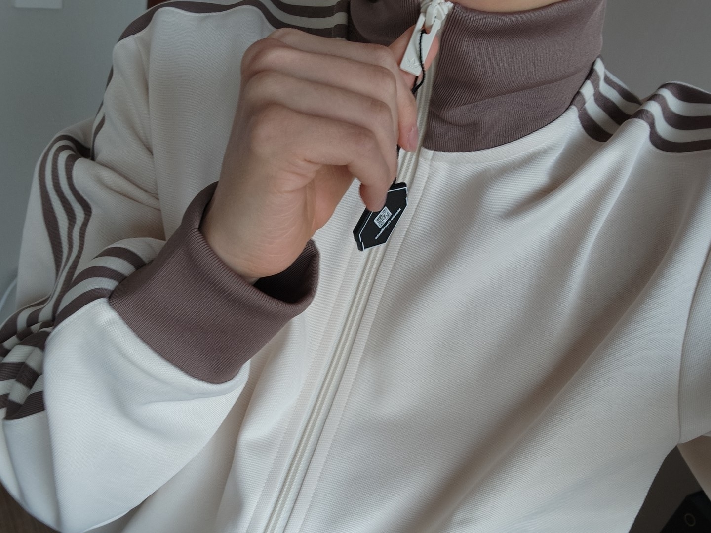 Adidas Adicolor Classic Beckenbauer Track Top Wonder White Trace Brown - KR Sizing 착용 스타일 - 1