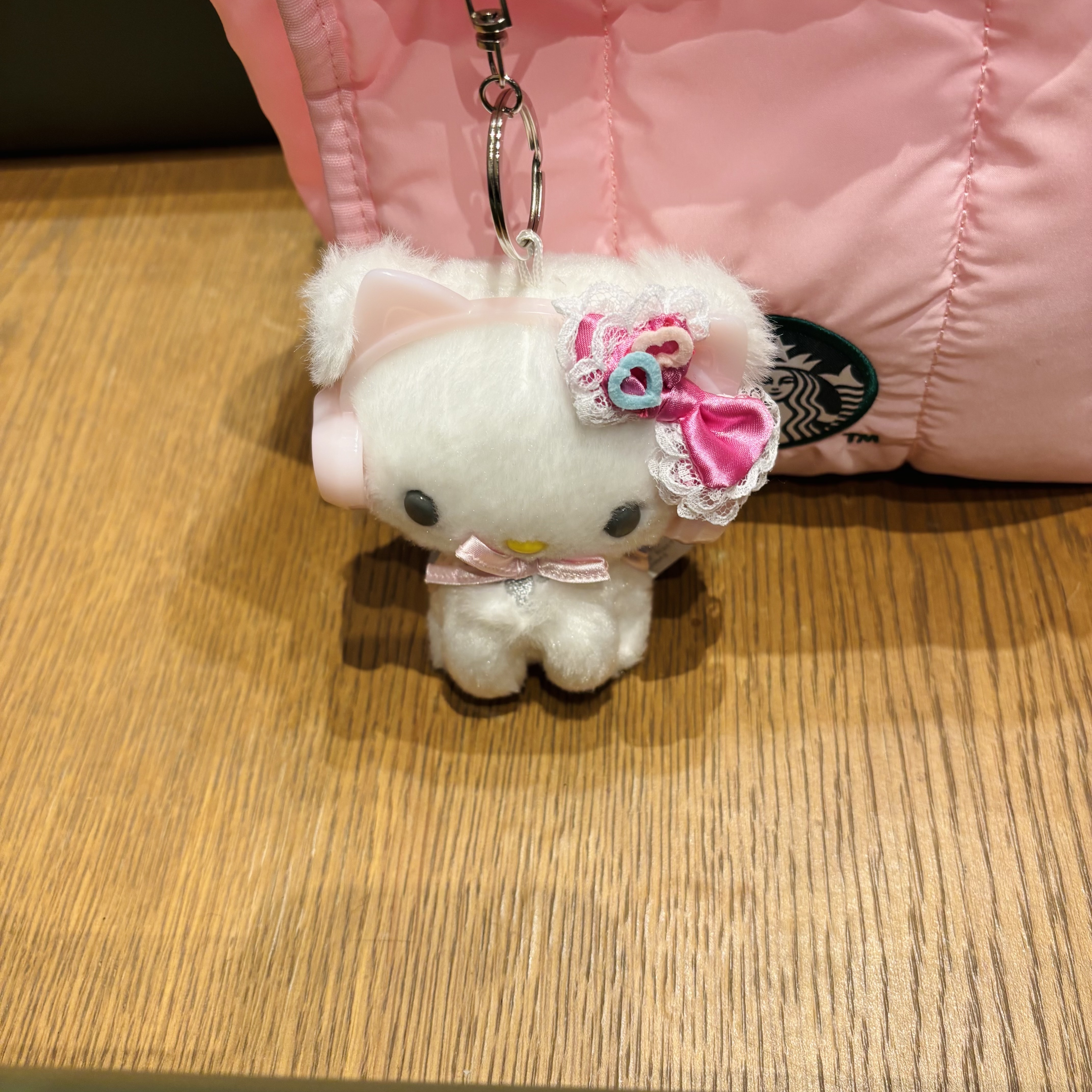 Sanrio Charmmy Kitty Our Heisei Pop Design Series Mascot Key Holder 착용 스타일 - 4