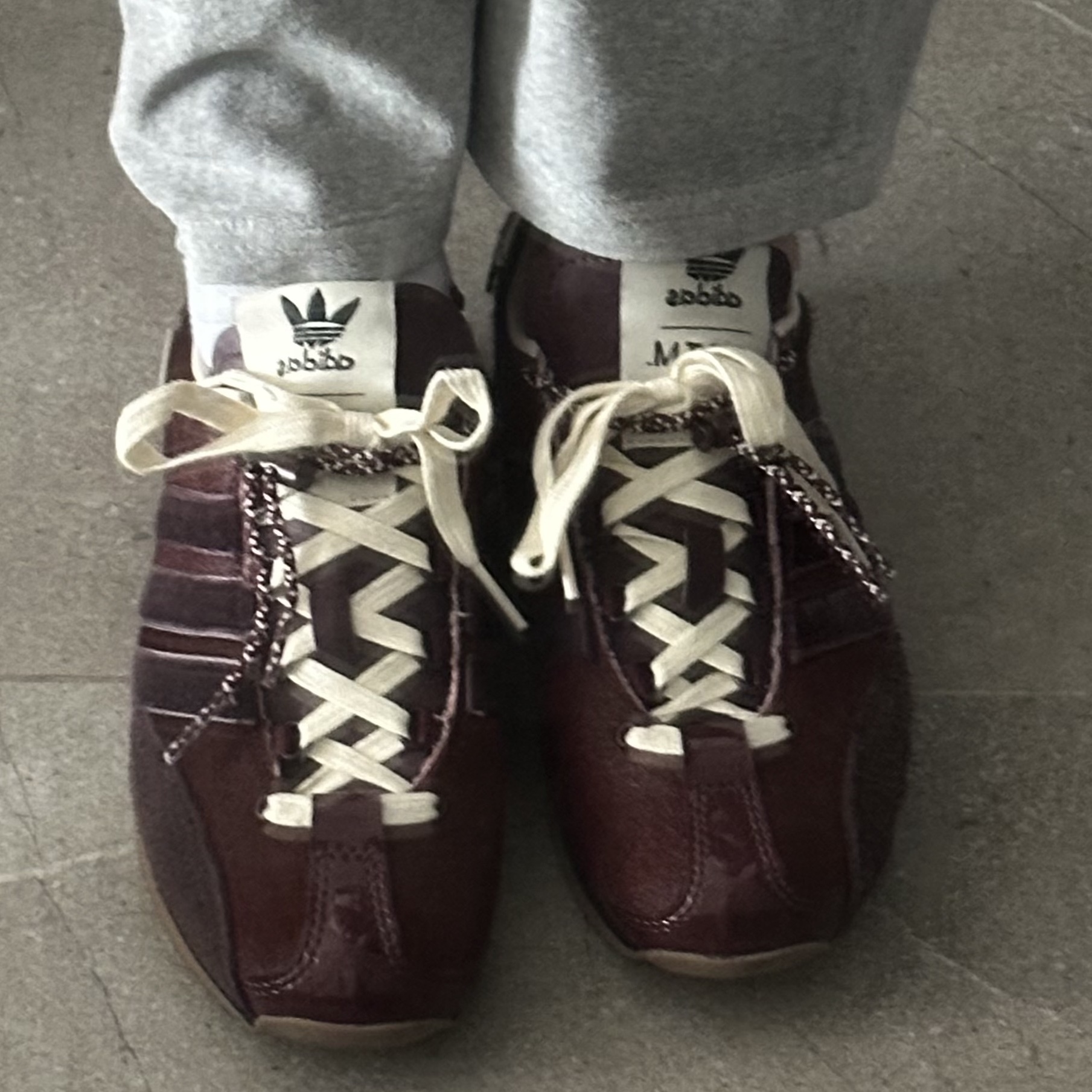 Adidas x Song for the Mute Country OG Maroon Core Black 착용 스타일