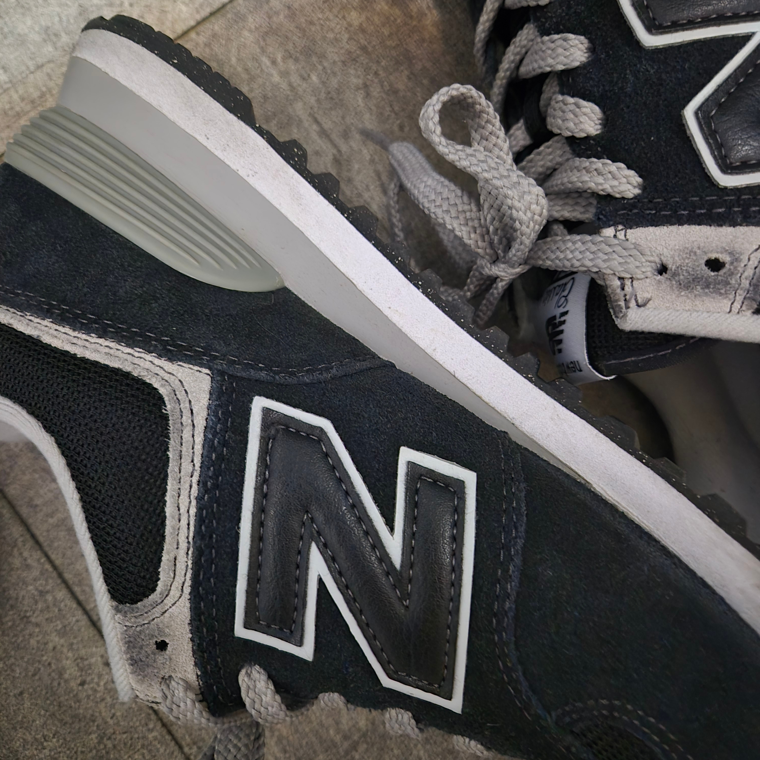 New Balance 574 Classic Black - D Standard 착용 스타일