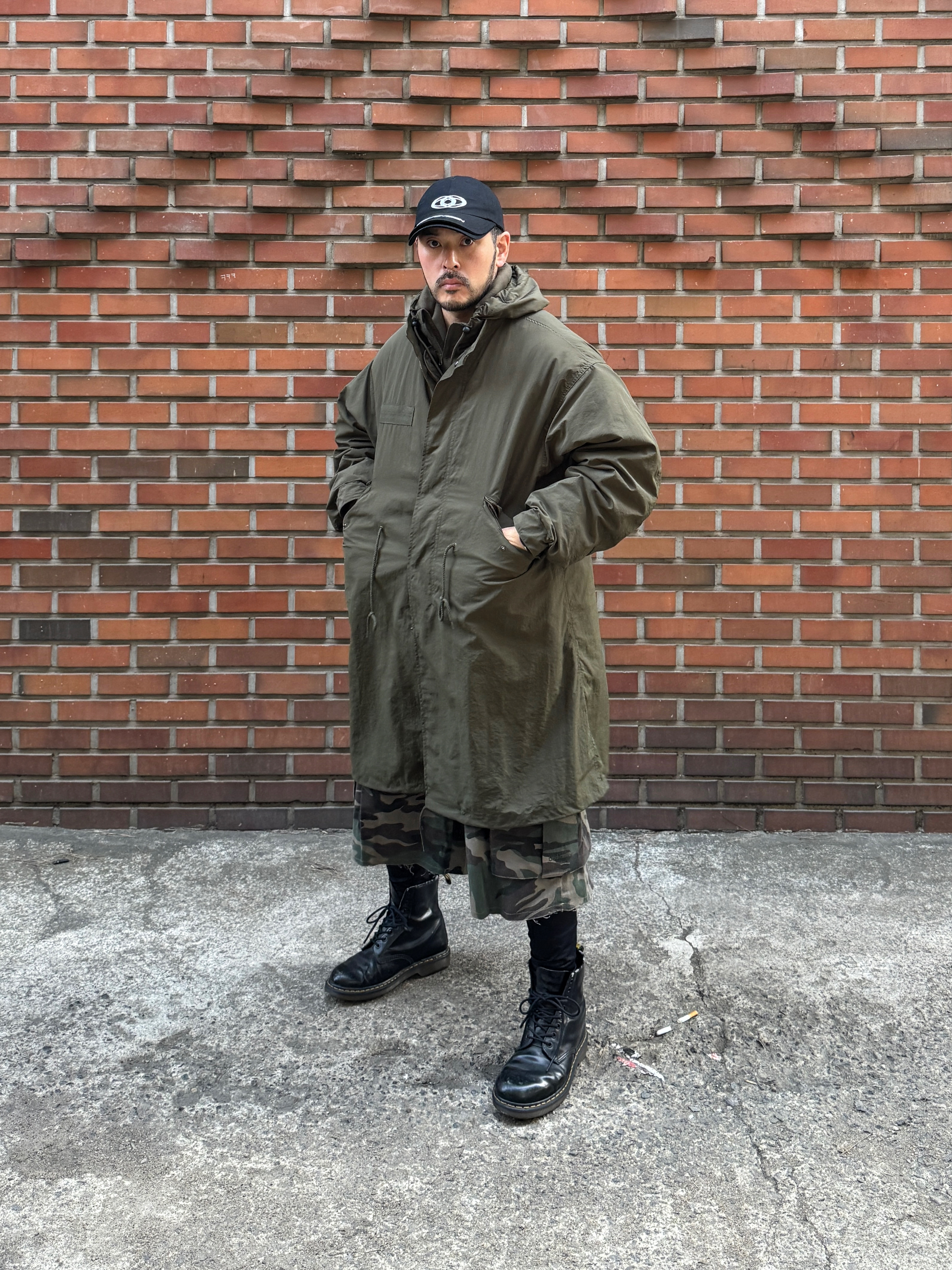 Civision by CSC Double Brim Cap Black, Dr. Martens 1460 Smooth Boots Black 착용 스타일 - 4