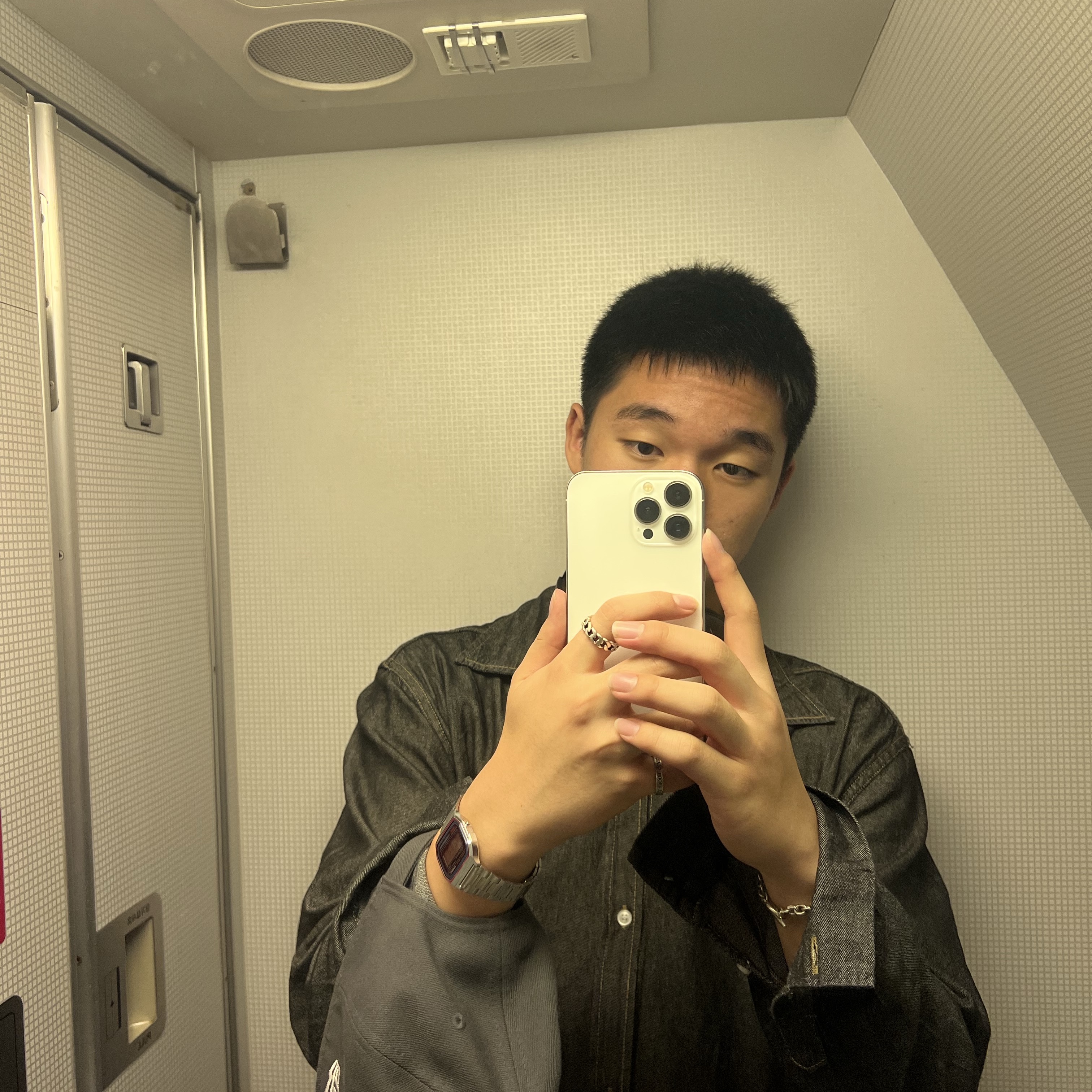 AMI de Coeur Denim Shirt Indigo, Casio A-158WA-1 착용 스타일