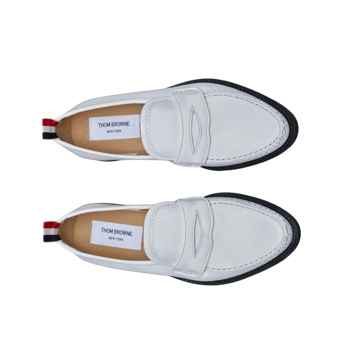 (W) 톰브라운 스파졸라토 플리츠 바시티 로퍼 화이트((W) Thom Browne Spazzolato Pleated Varsity Loafer White) - 2