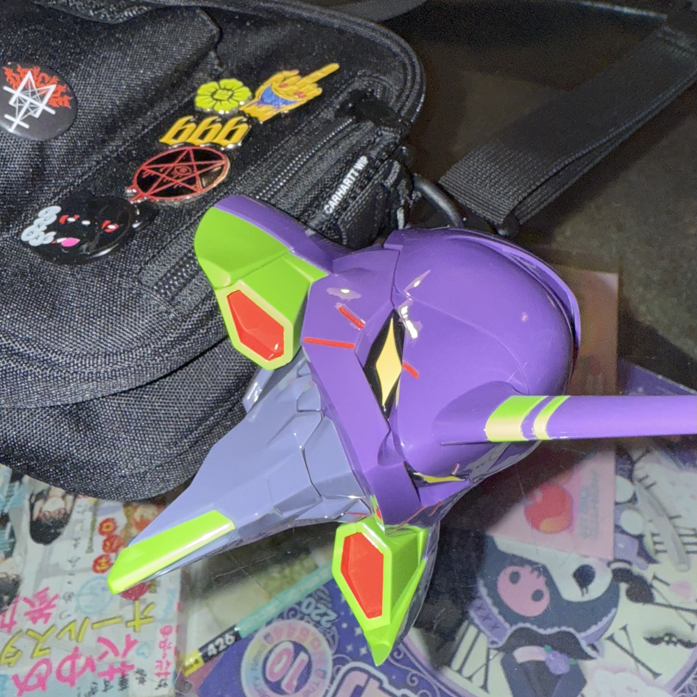 Casetify x Evangelion Test Type-01 Collectible AirPods Pro 2nd Gen Case 착용 스타일
