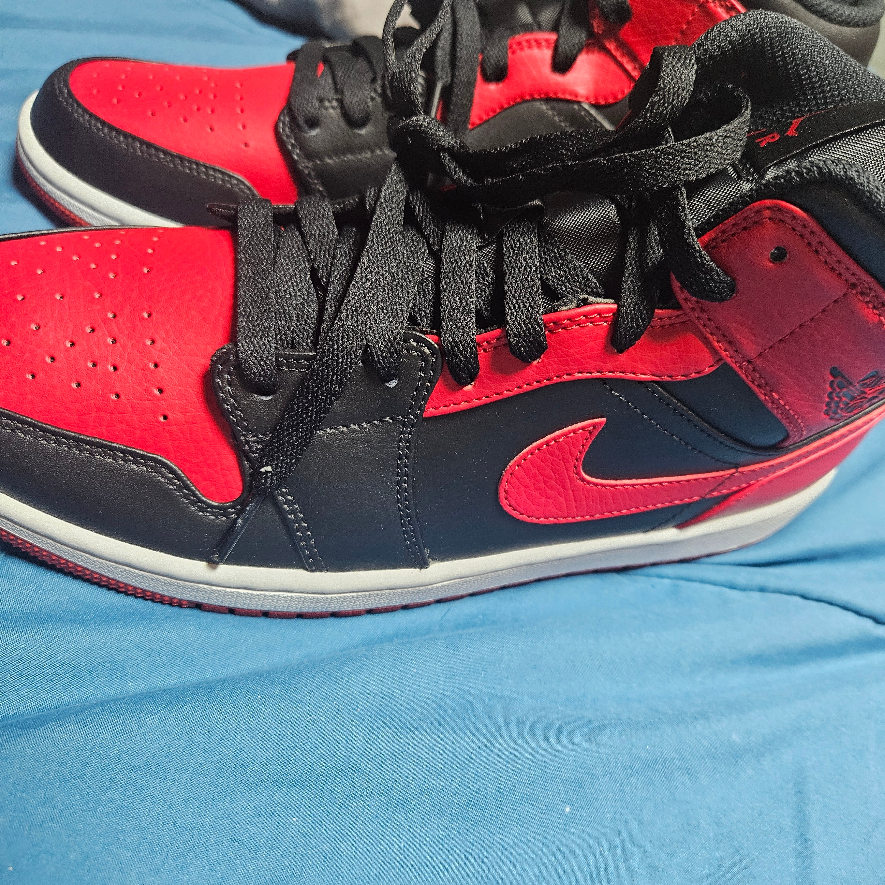 Jordan 1 Mid Bred Banned 2020 착용 스타일