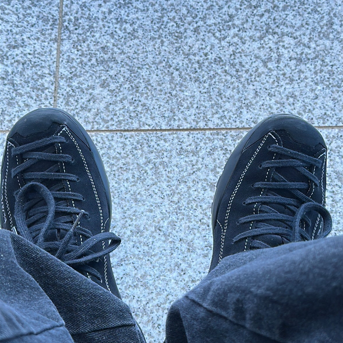 Scarpa Mojito Black - 24FW 착용 스타일