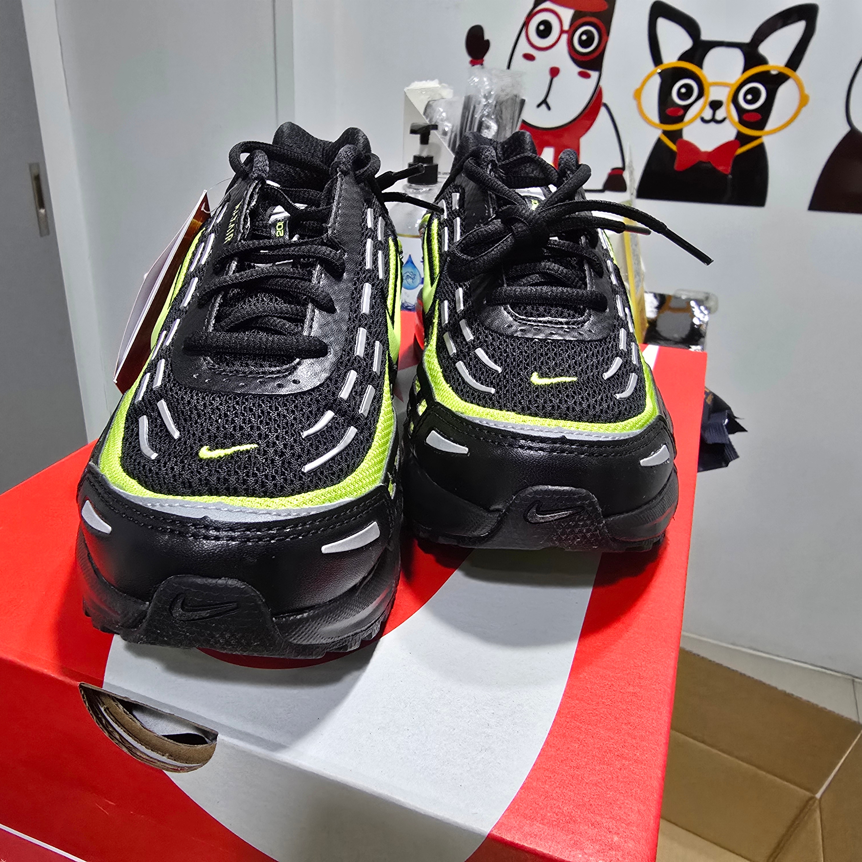 Nike Air Max TL 2.5 Black and Citron 착용 스타일 - 1