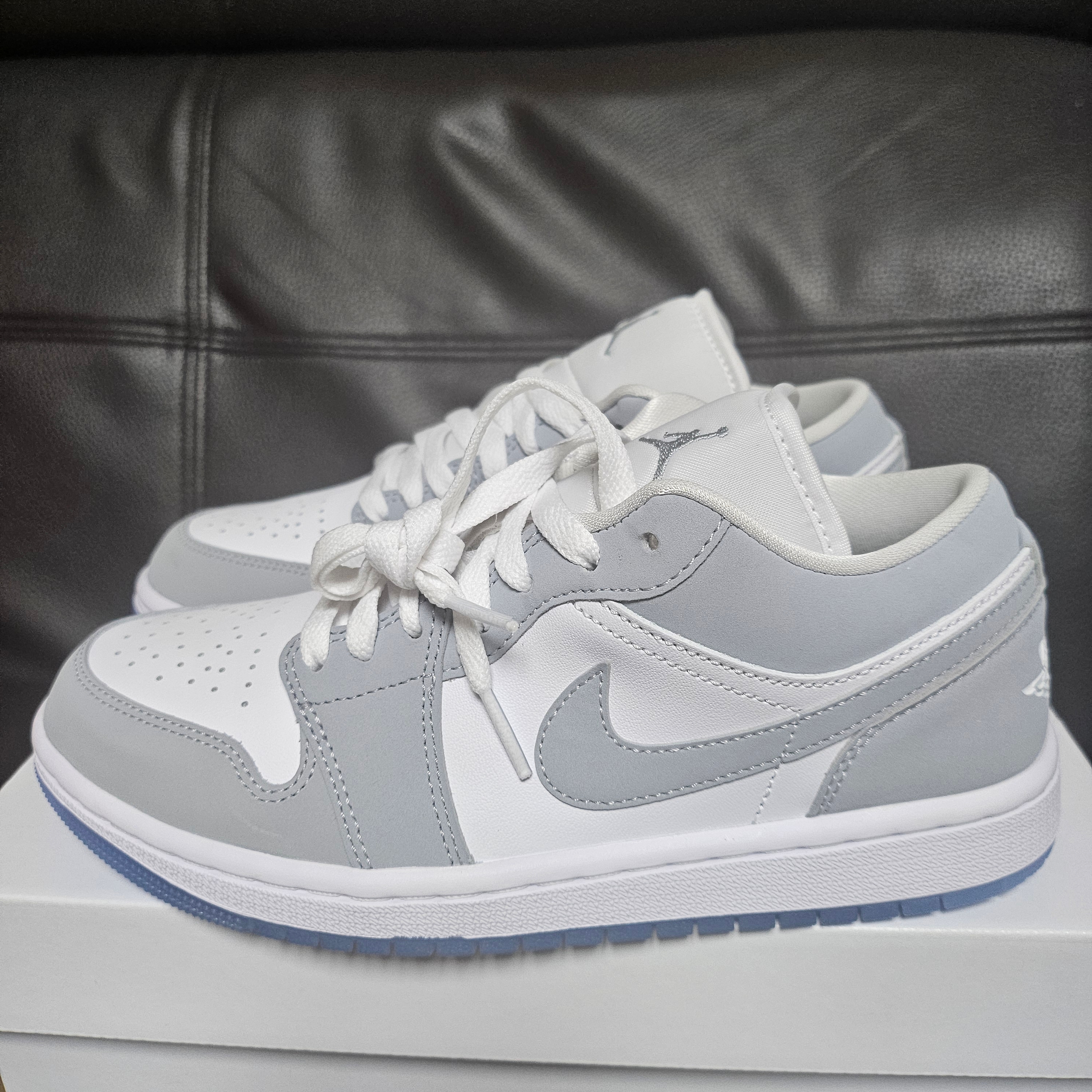 (W) Jordan 1 Low White Wolf Grey 착용 스타일 - 2