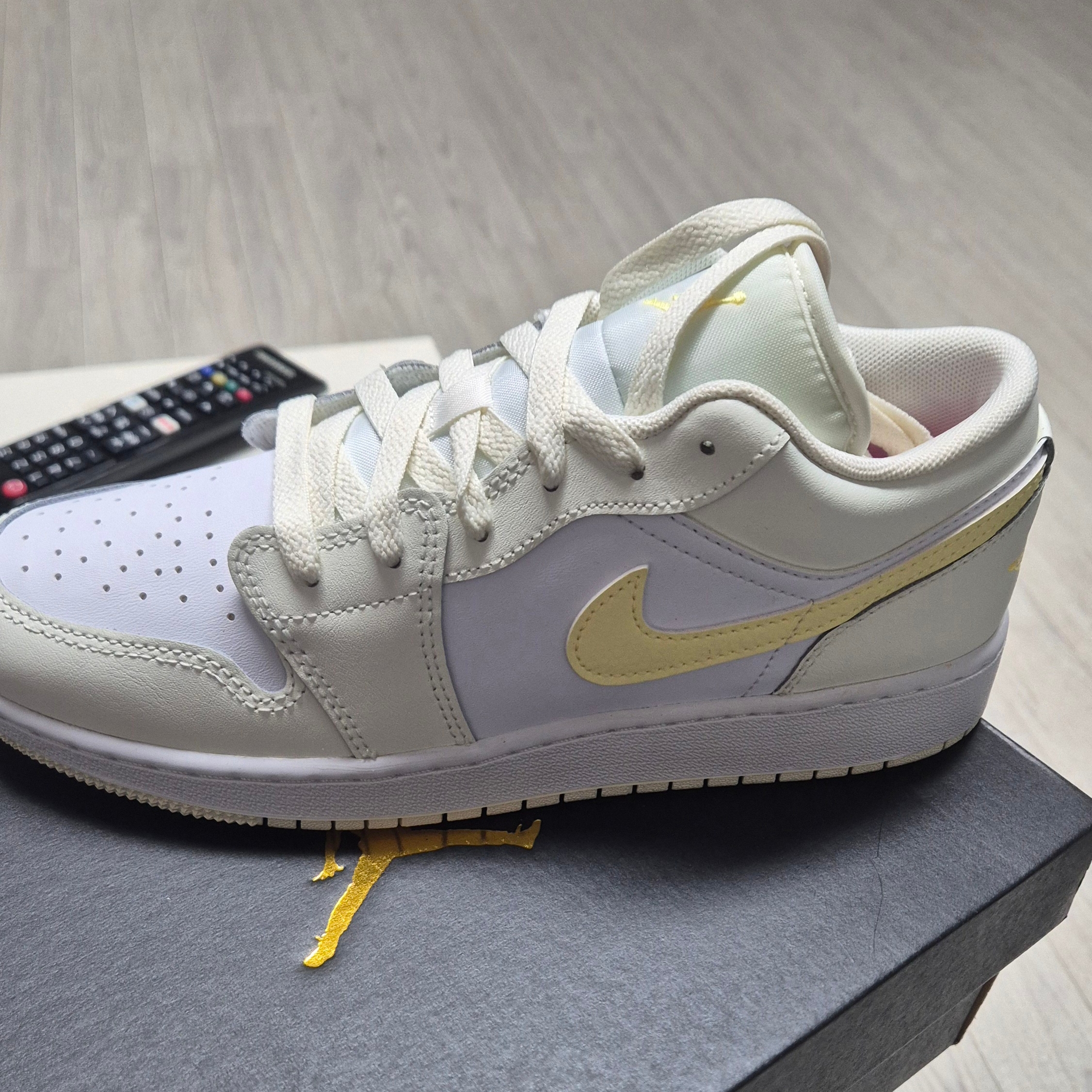 (GS) Jordan 1 Low Sail White 착용 스타일