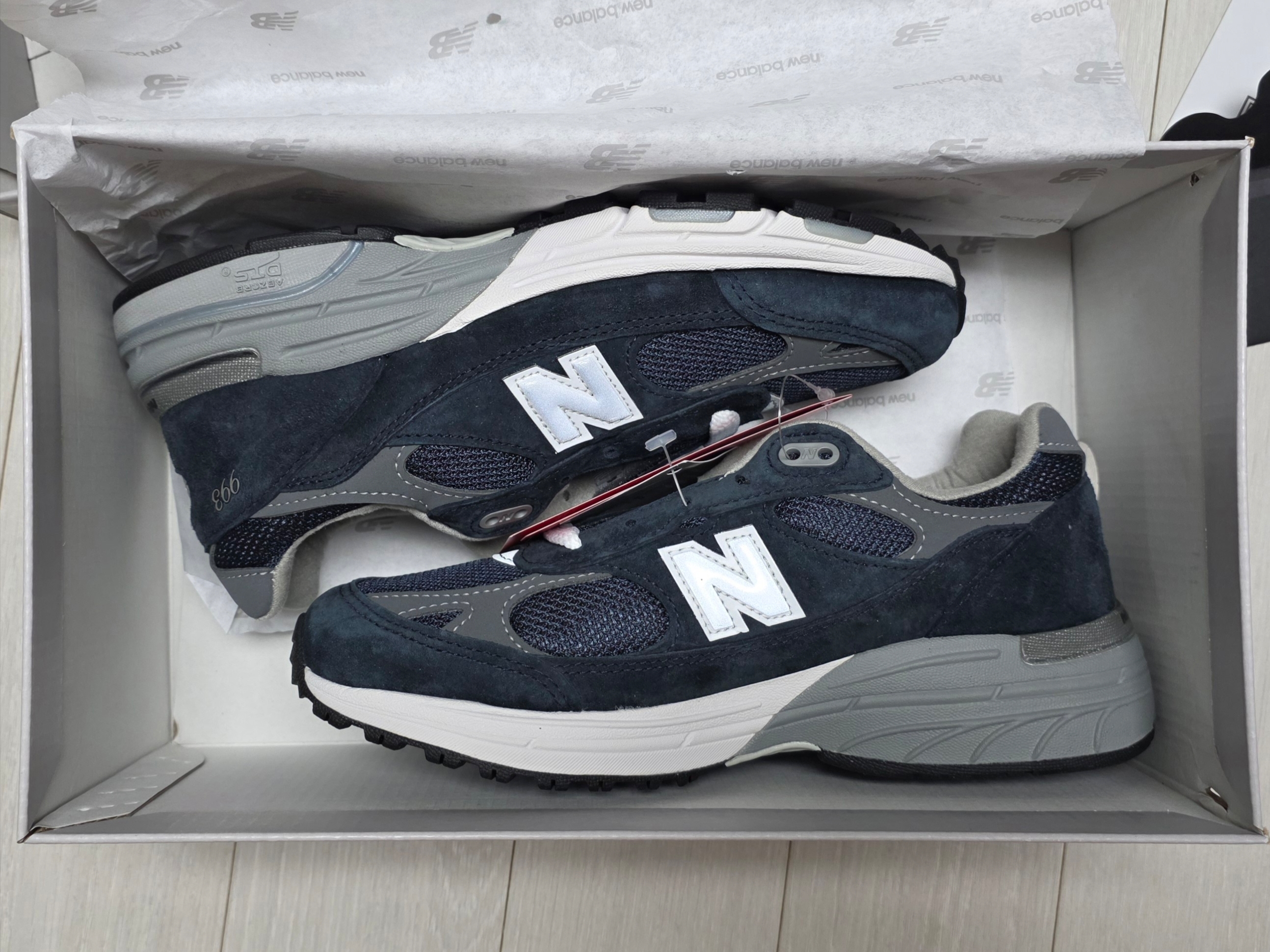 (W) New Balance 993 Made in USA Navy - B Standard 착용 스타일 - 2