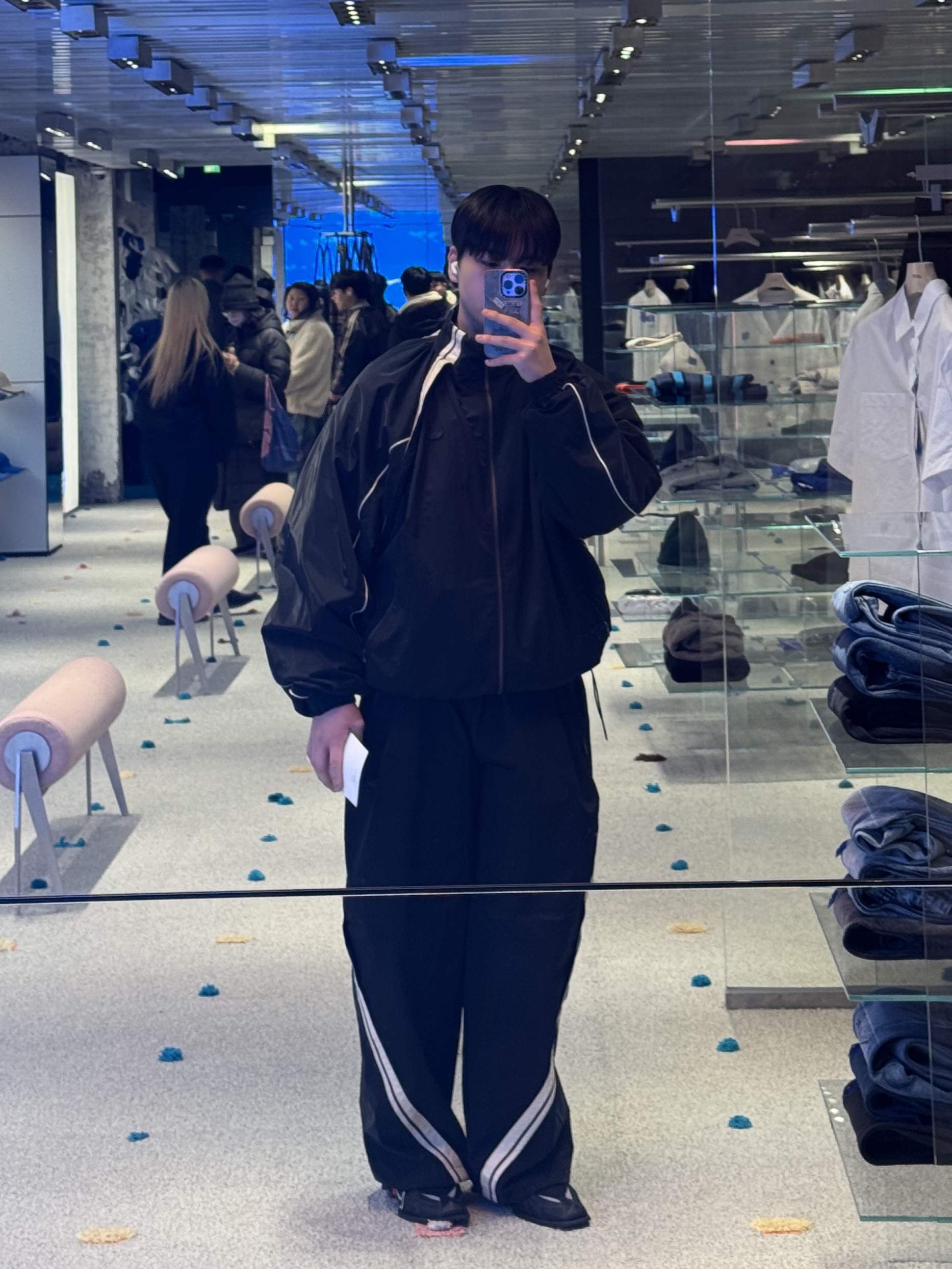 Ader Error Bashar Jumper Noir, Ader Error Bashar Trousers Noir 착용 스타일