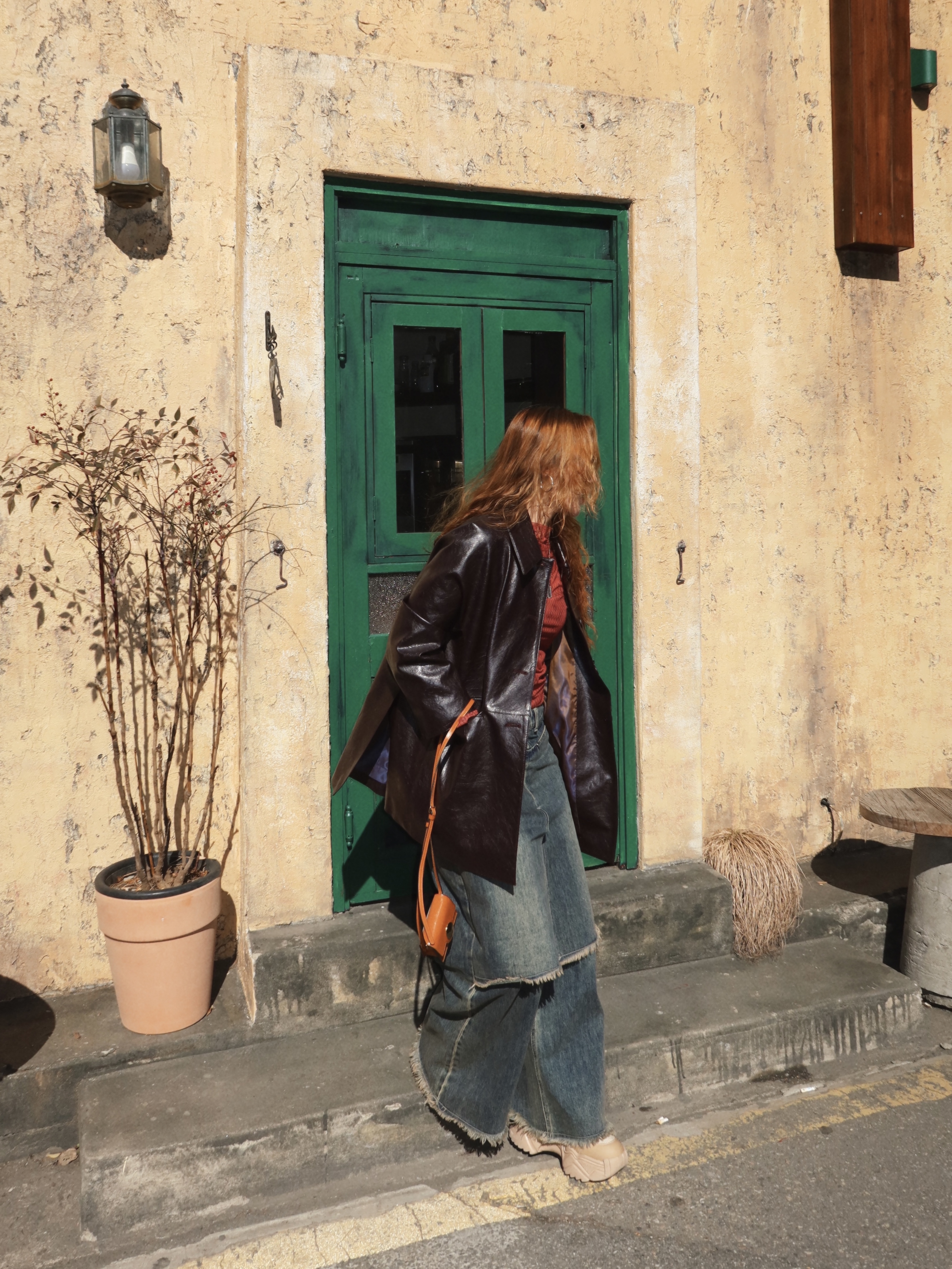 NOMANUAL I.P Damaged Jacket Khaki Gray 착용 스타일 - 1