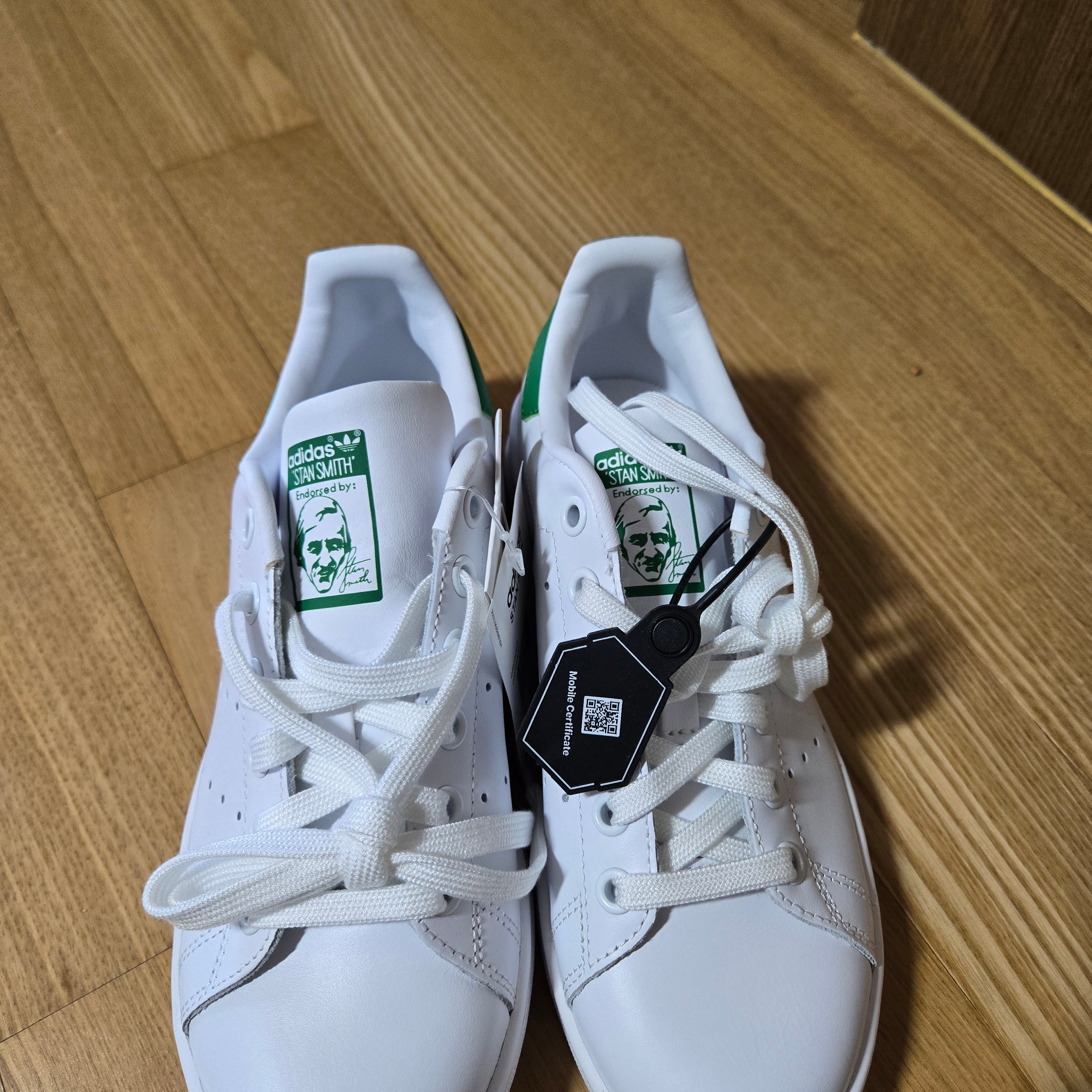 Adidas Stan Smith White Green OG 착용 스타일 - 1
