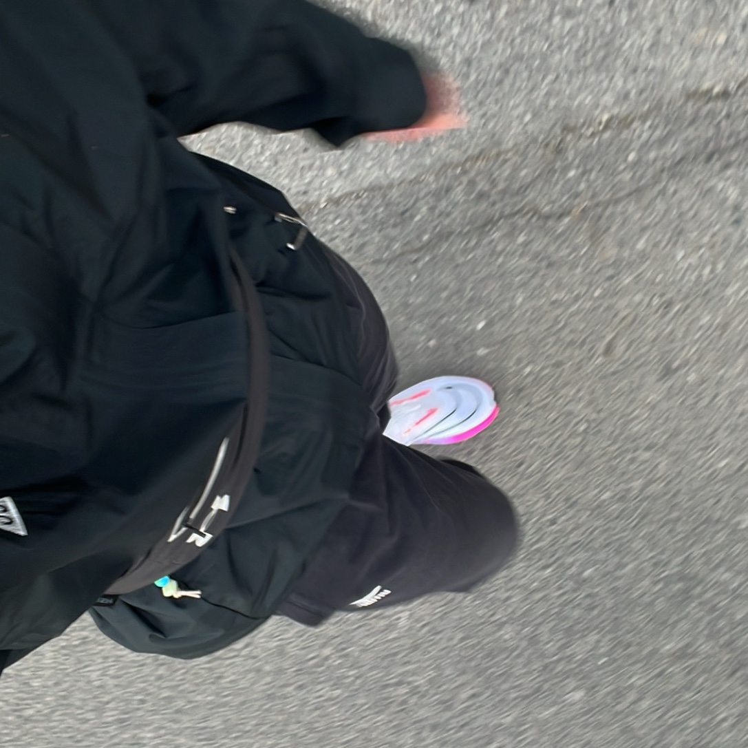 Nike ZoomX Streakfly White Vivid Graffe, Nike ACG Storm-Fit ADV Cascade Rains Full Zip Jacket Black - Asia 착용 스타일