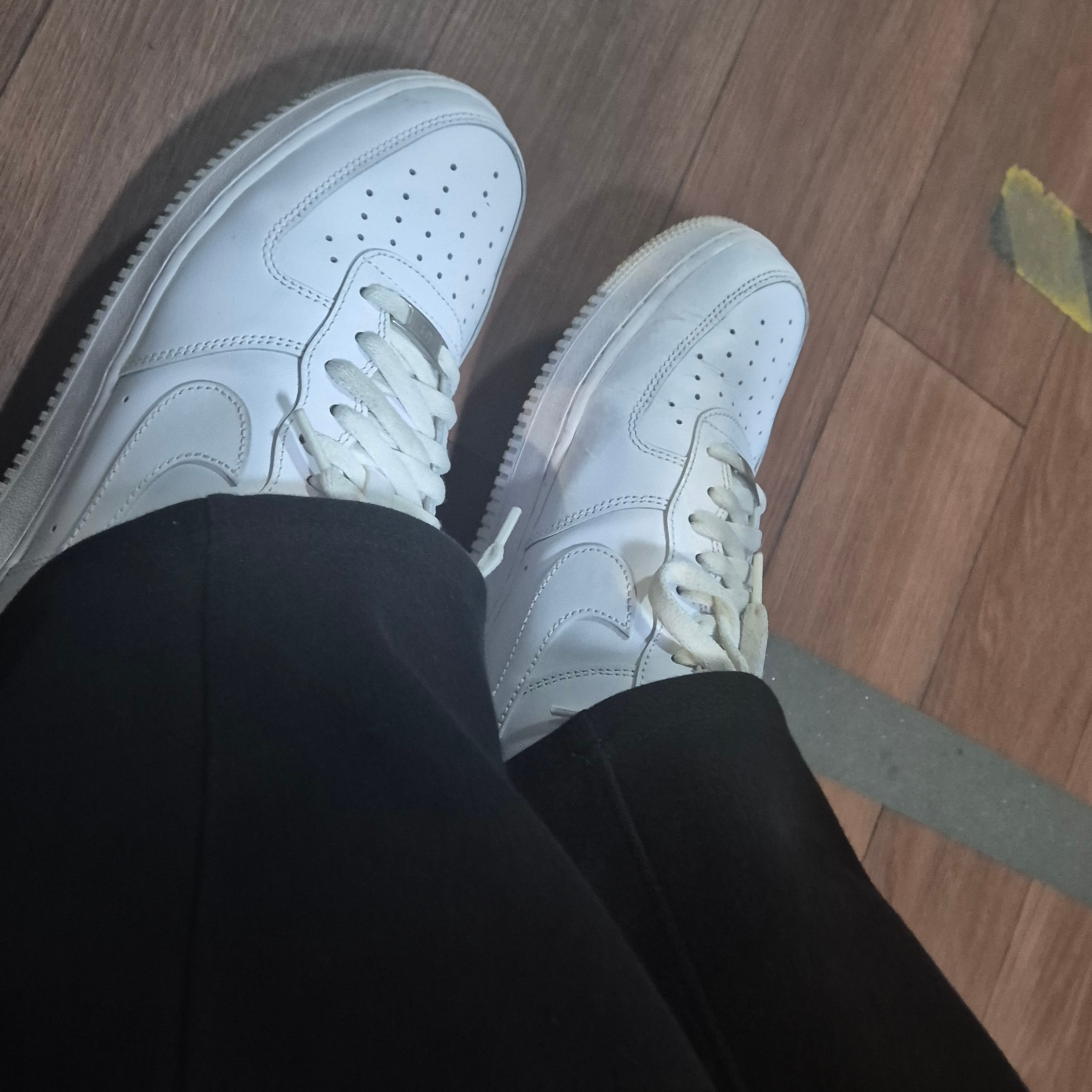 Nike Air Force 1 '07 Low White 착용 스타일