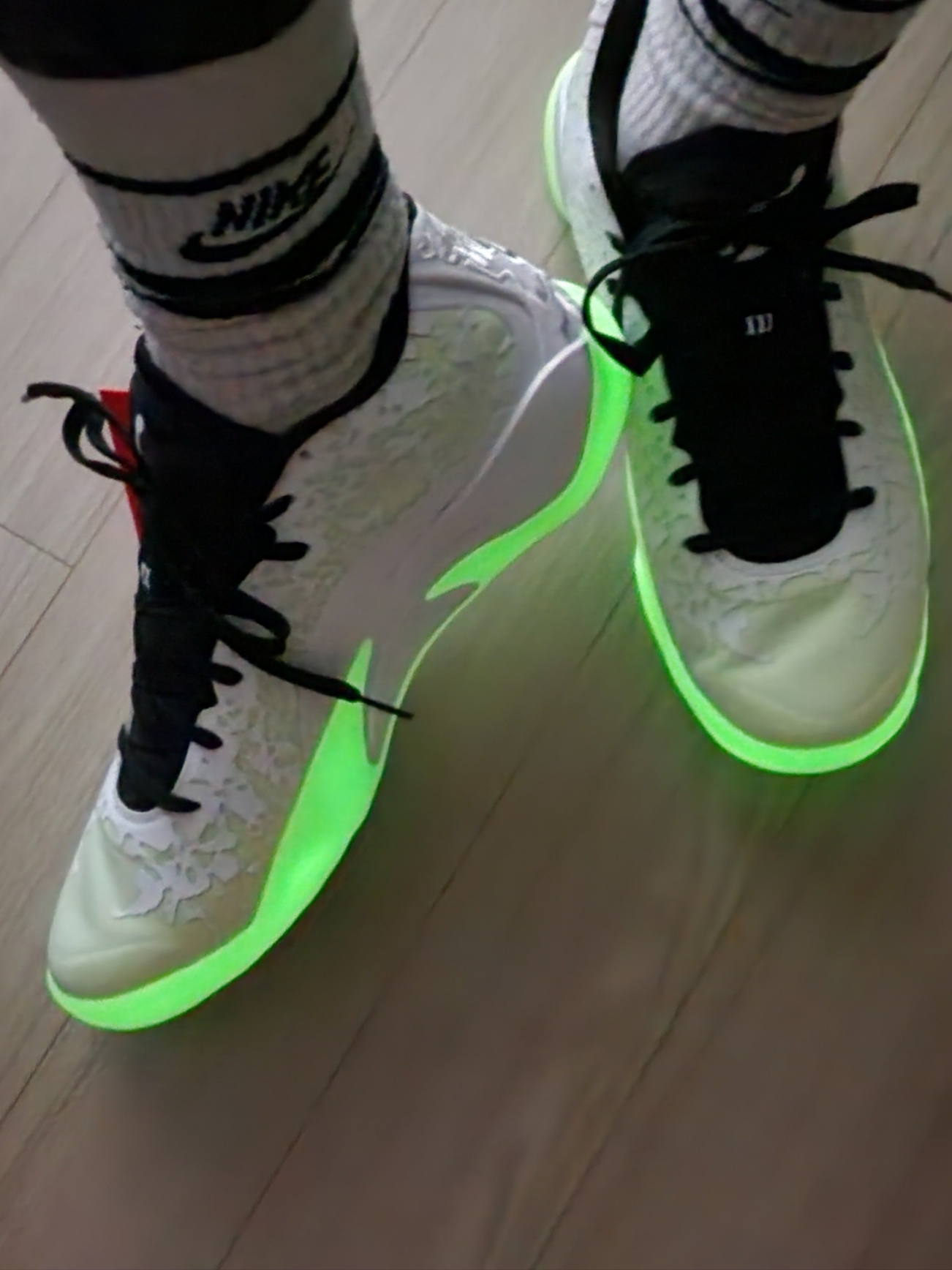 Jordan Zion 3 PF White Barely Volt 착용 스타일