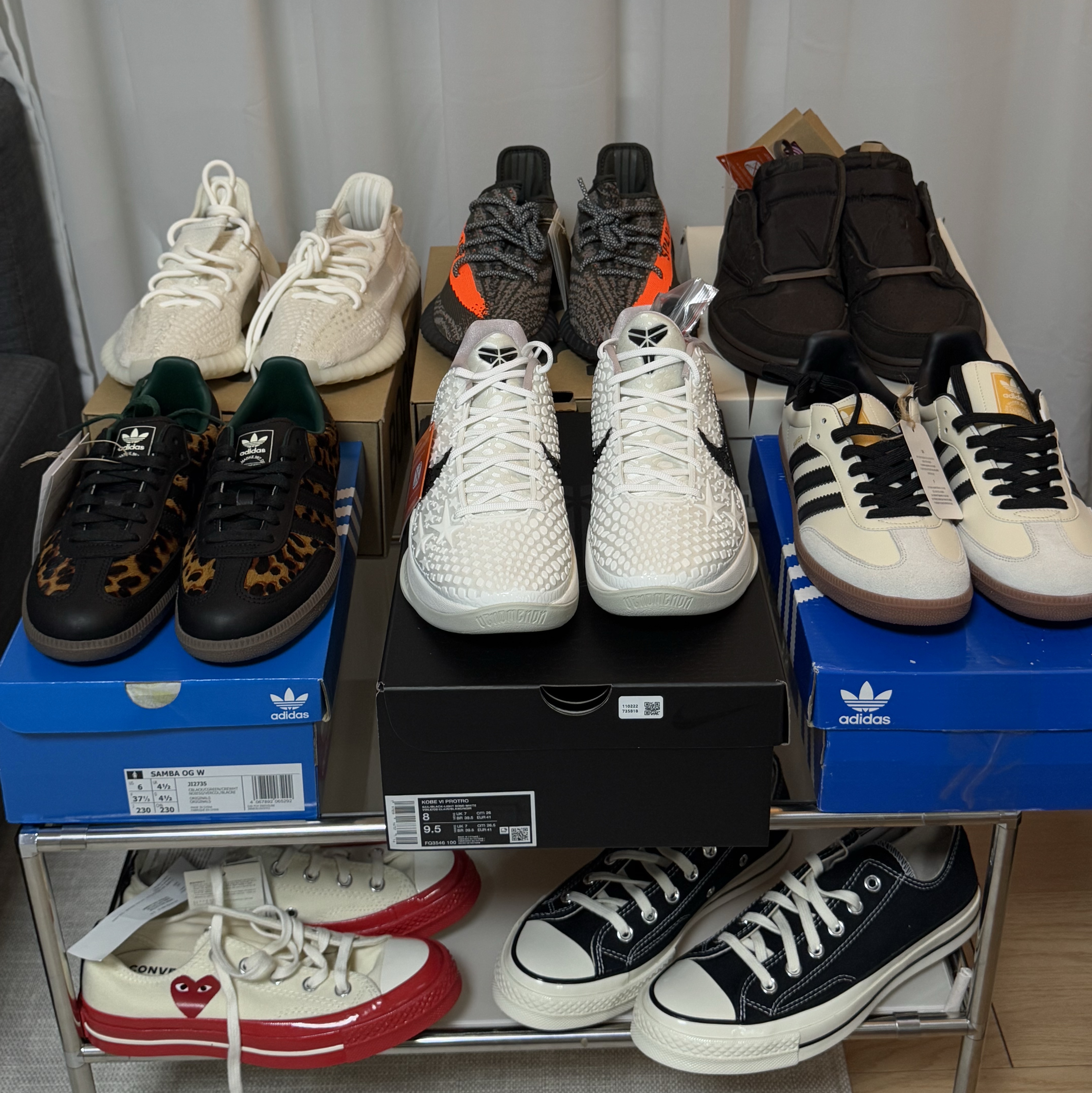 아디다스 이지 부스트 350 V2 본, 아디다스 이지 부스트 350 V2 벨루가 - 리플렉티브 착용 스타일