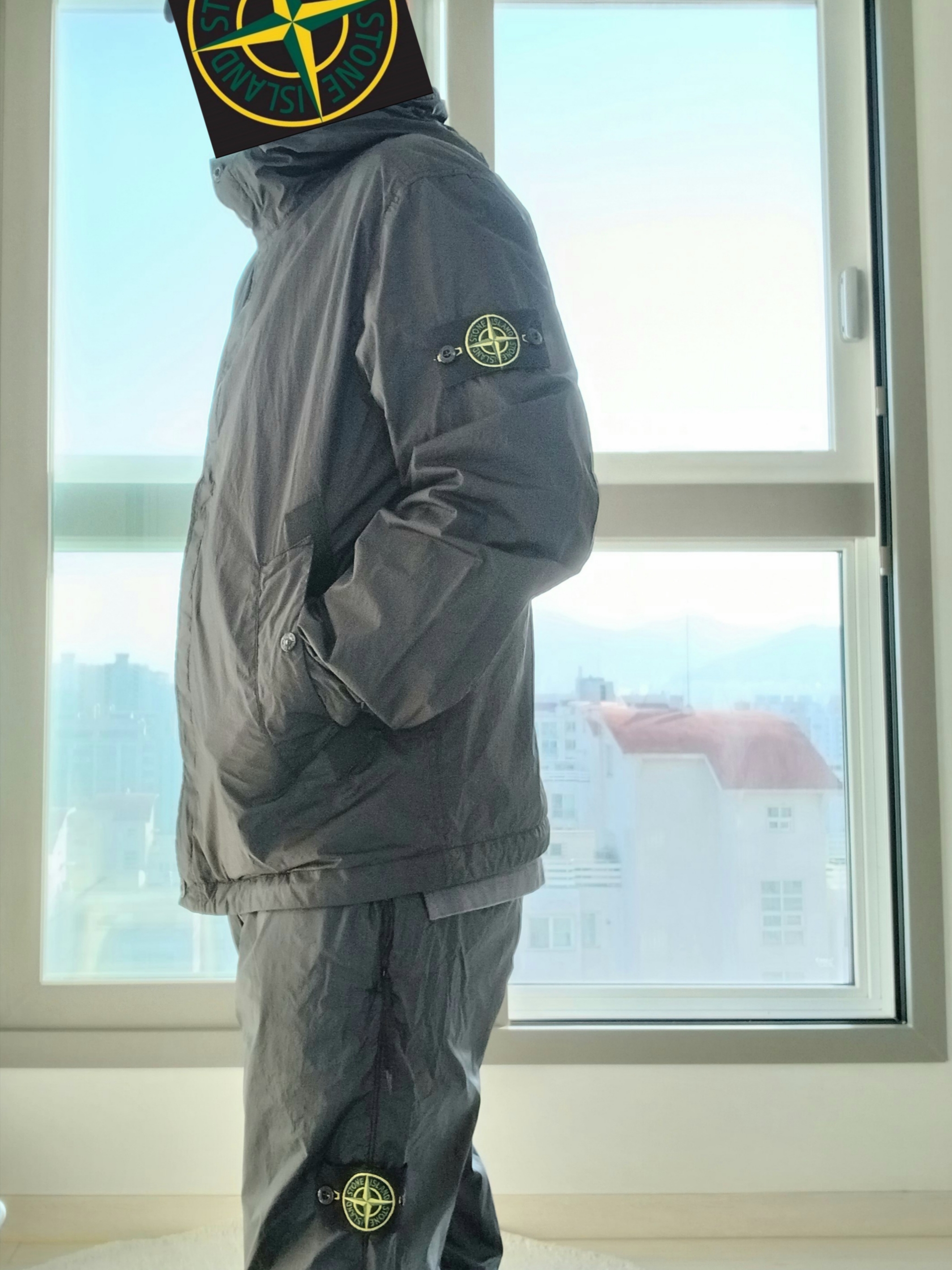 New Balance x Stone Island 991v2 Made in UK Black, Stone Island S0A23 Crinkle Reps R-NY Wind Resistant Anti-Drop Hooded Jacket - 25SS 착용 스타일 - 5