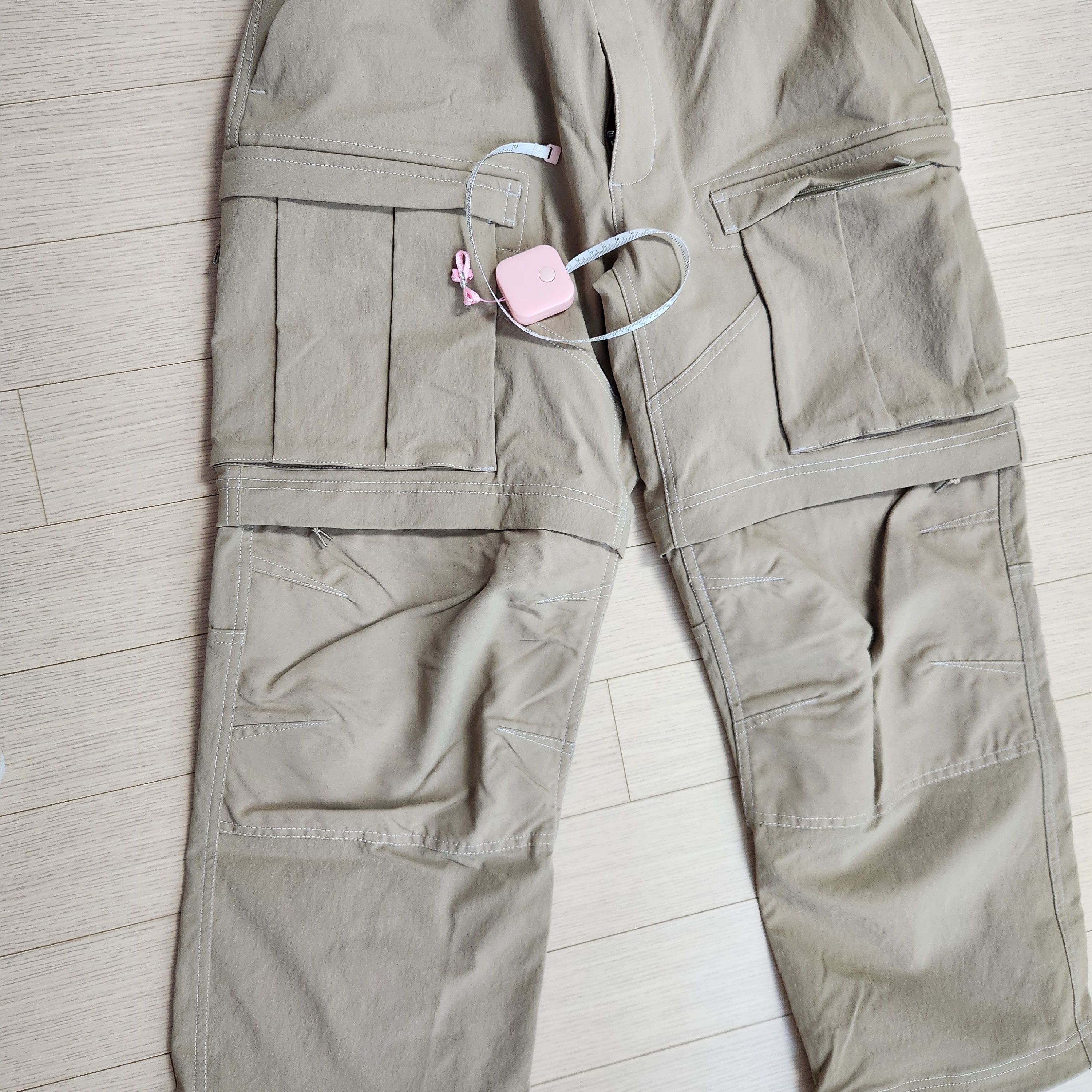Nike ACG Smith Summit Cargo Pants Khaki Iron Ore - Asia 착용 스타일 - 1