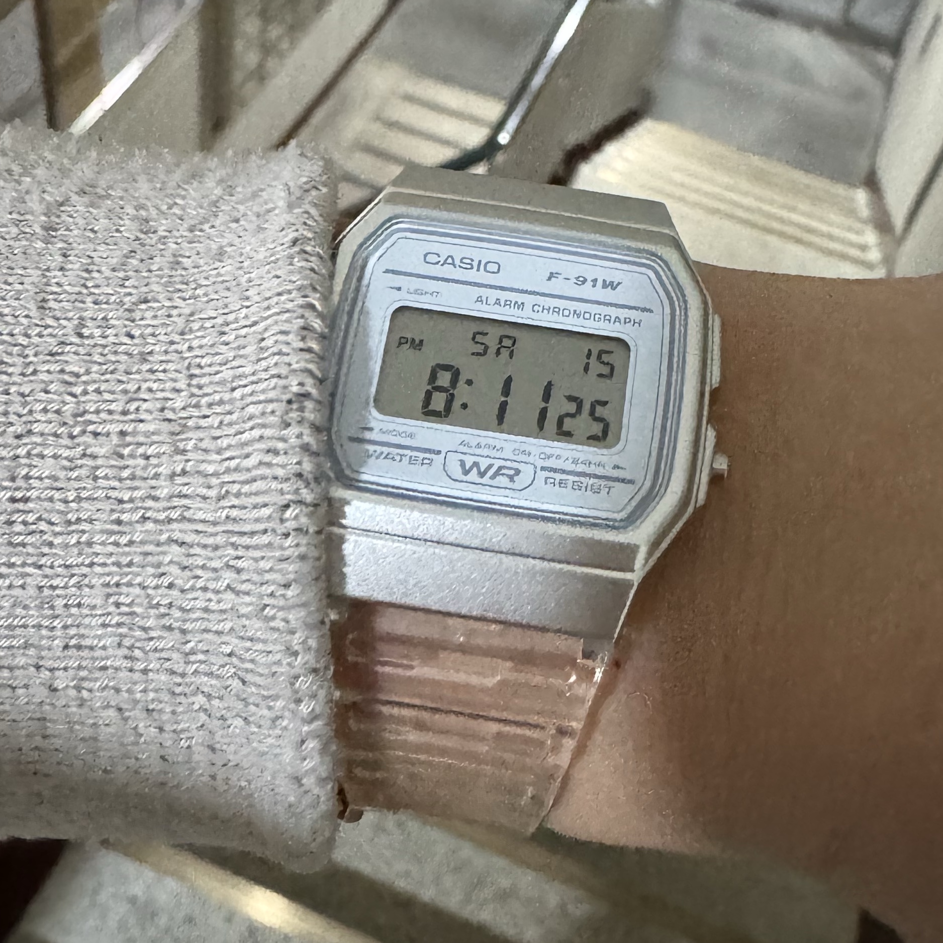 Casio F-91WS-7DF 착용 스타일