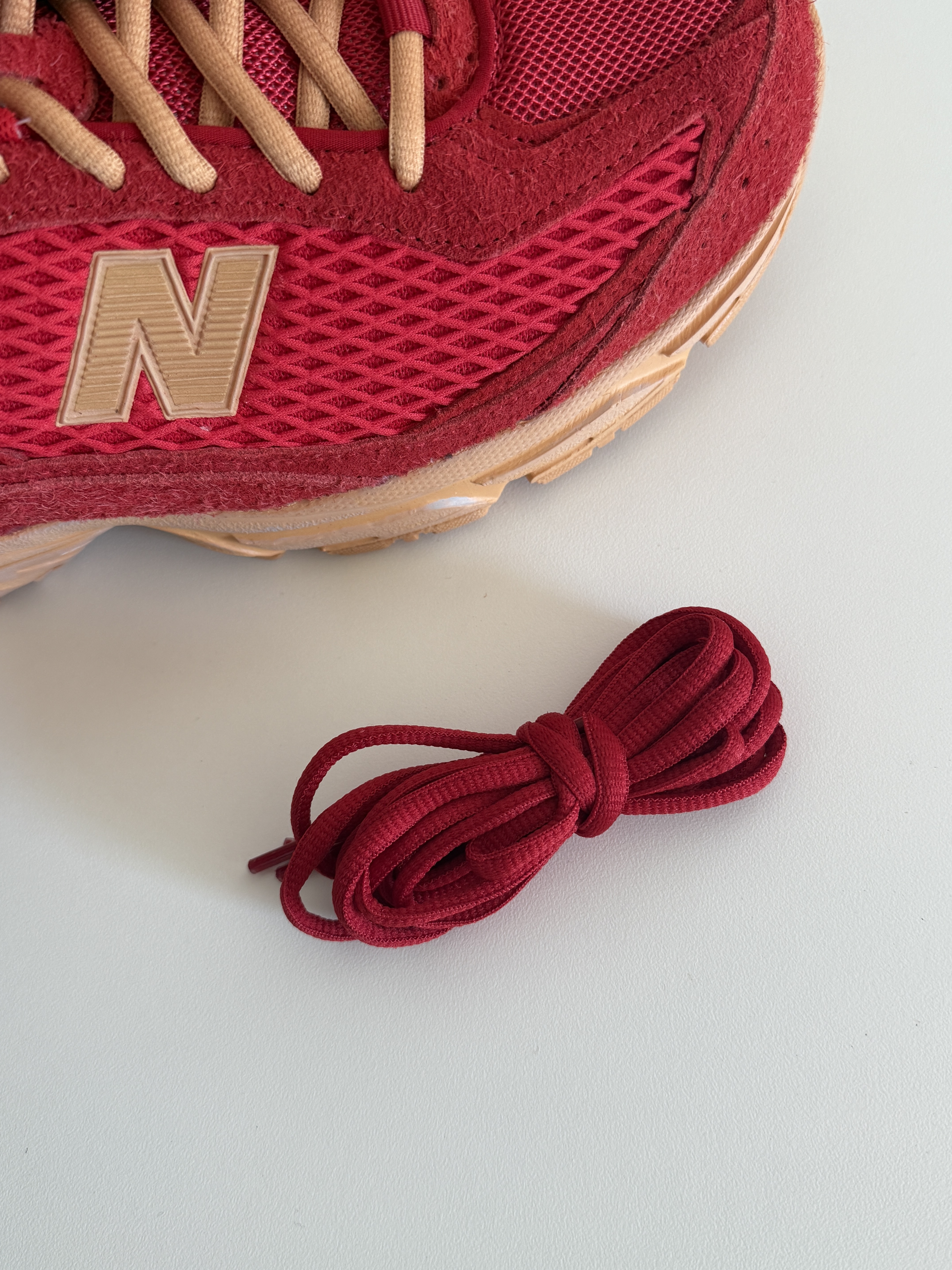 New Balance 509 Deep Red 착용 스타일 - 3