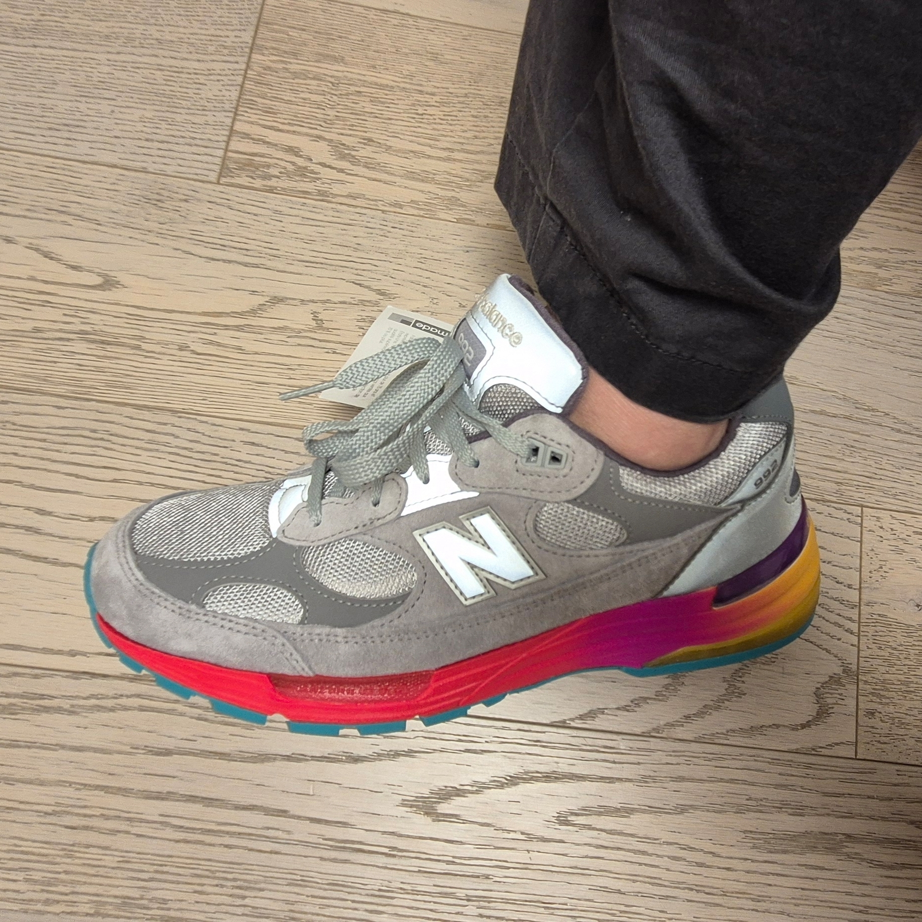 New Balance 992 Made in USA Grey Silver 착용 스타일