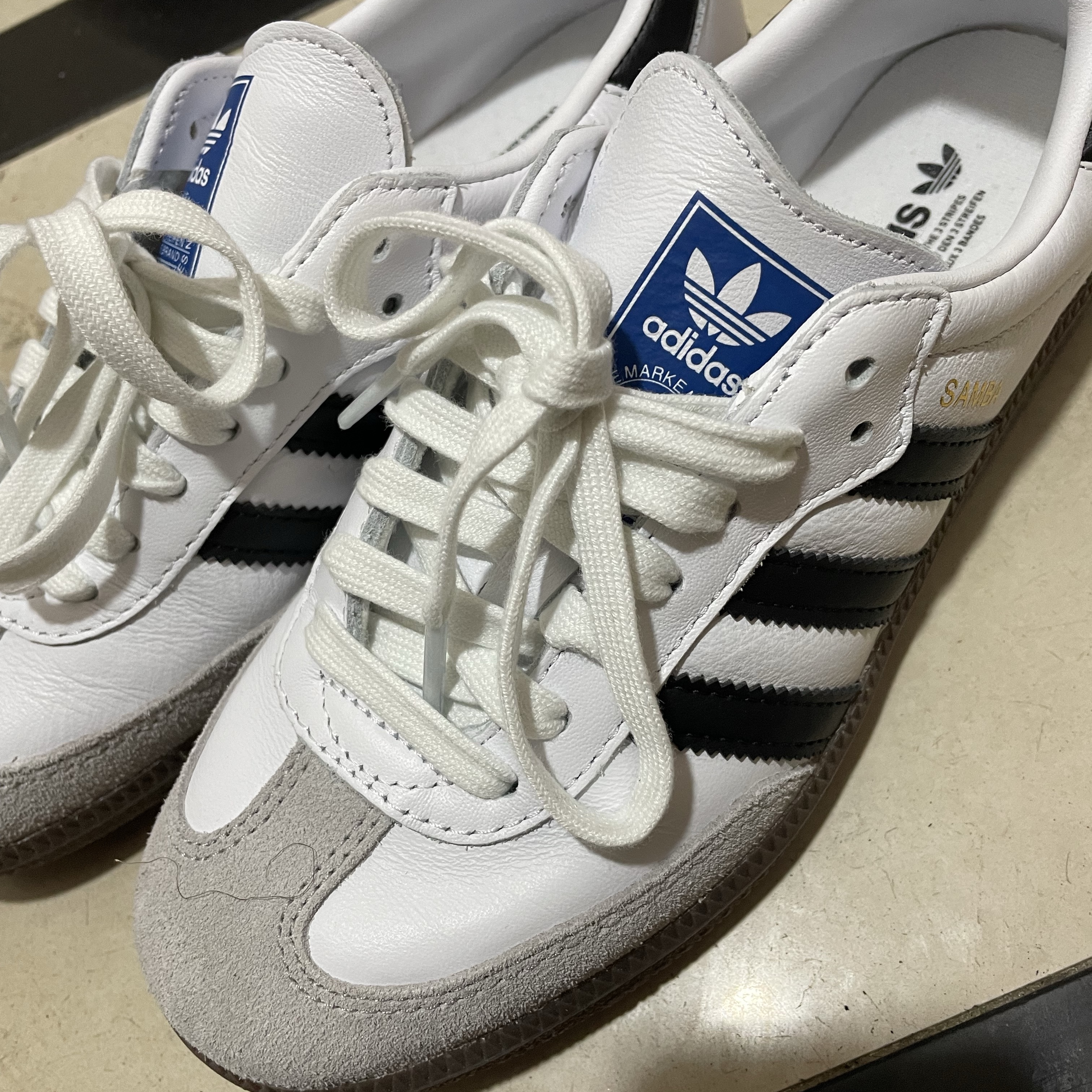 Adidas Samba OG Cloud White 착용 스타일 - 1