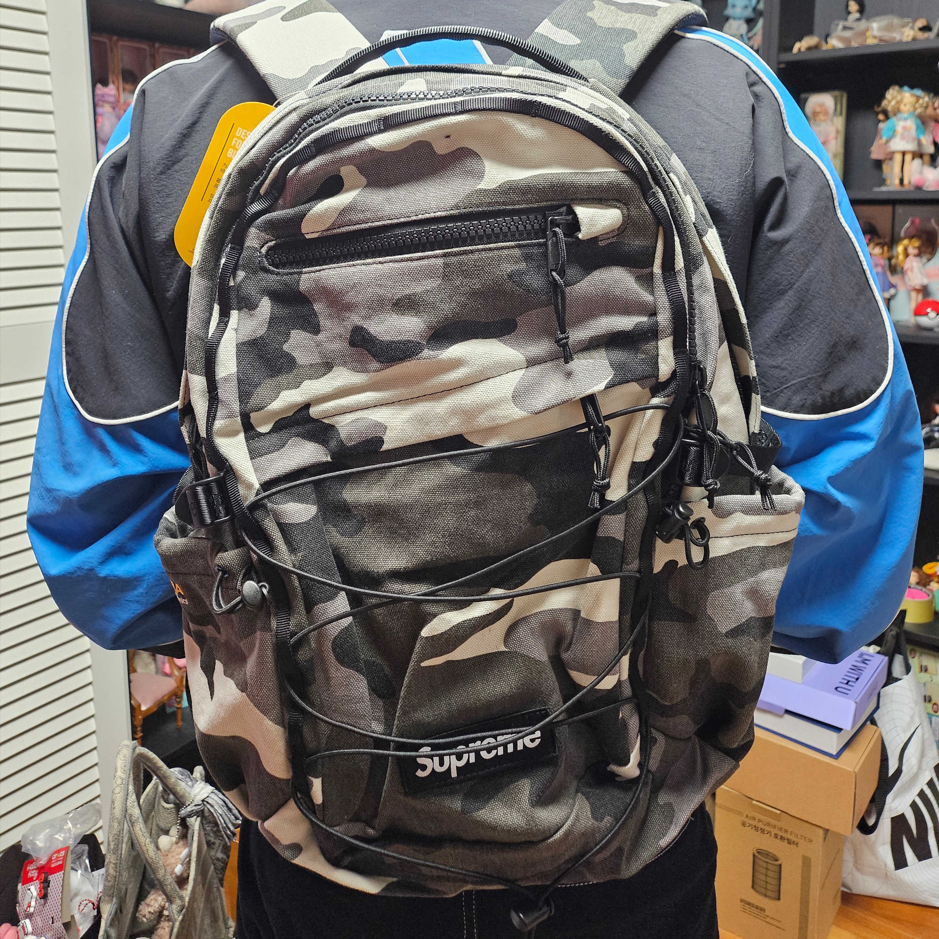 Supreme Backpack Snow Camo - 25SS 착용 스타일