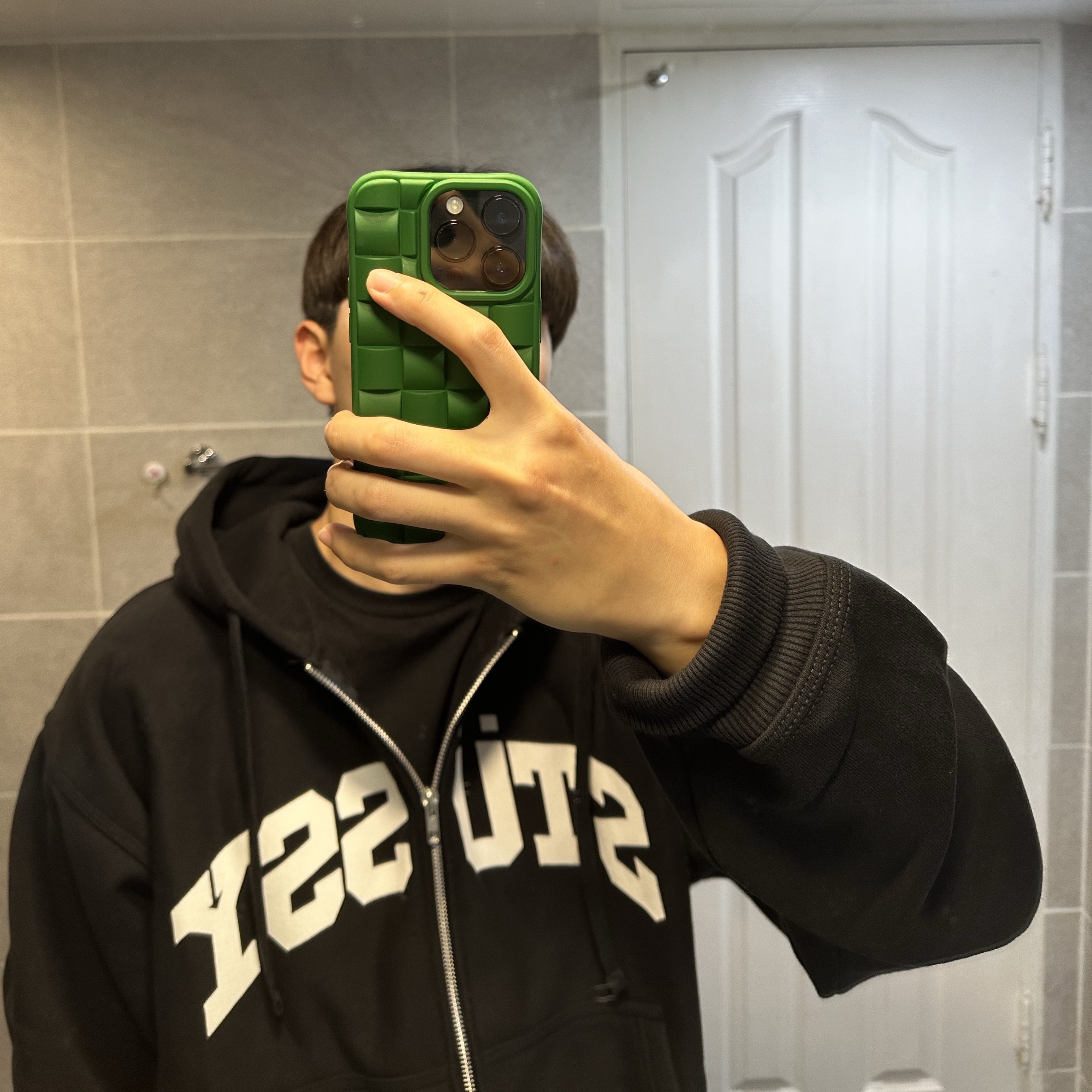 Stussy Block Sport Zip Hoodie Black 착용 스타일