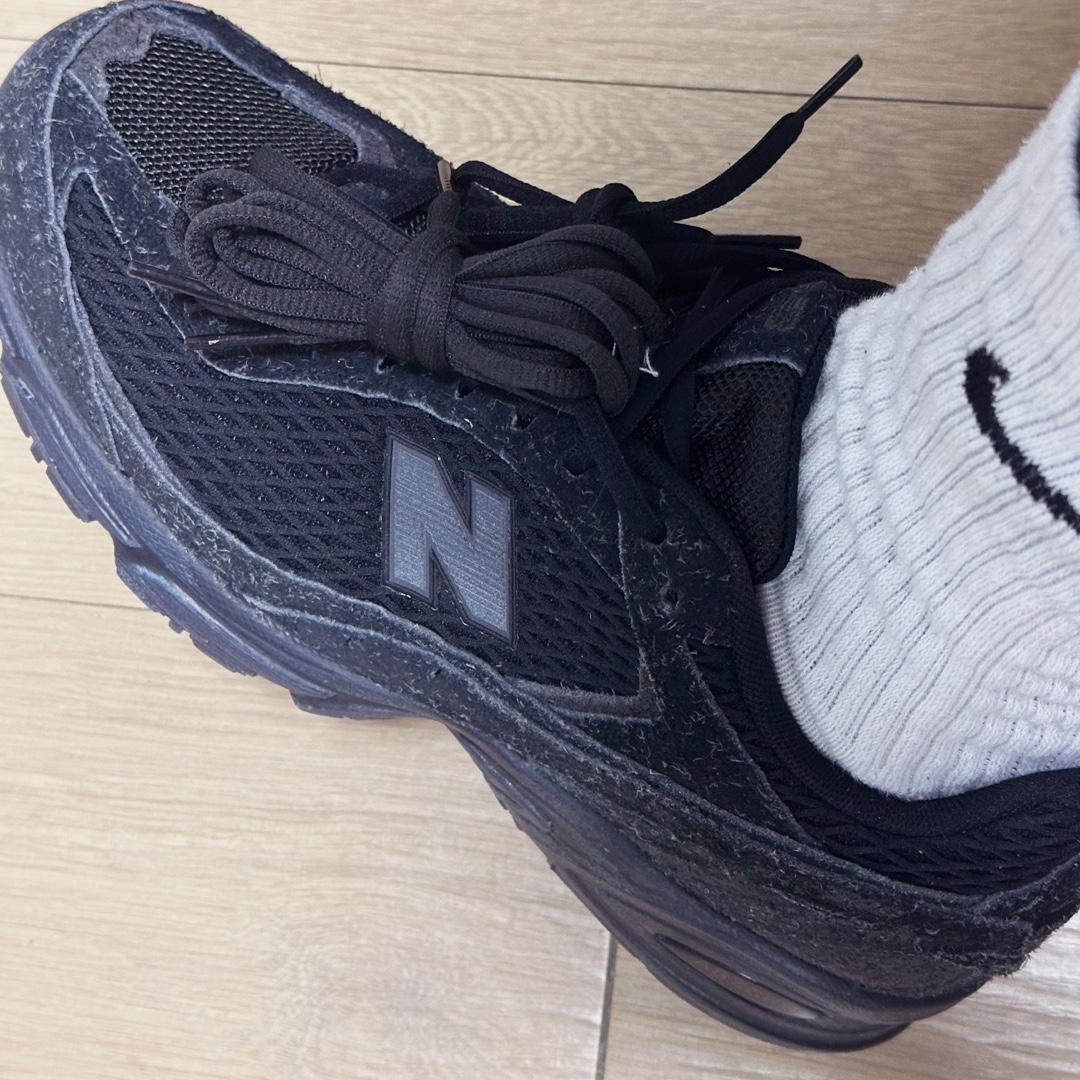 New Balance 509 Black Castle Grey 착용 스타일