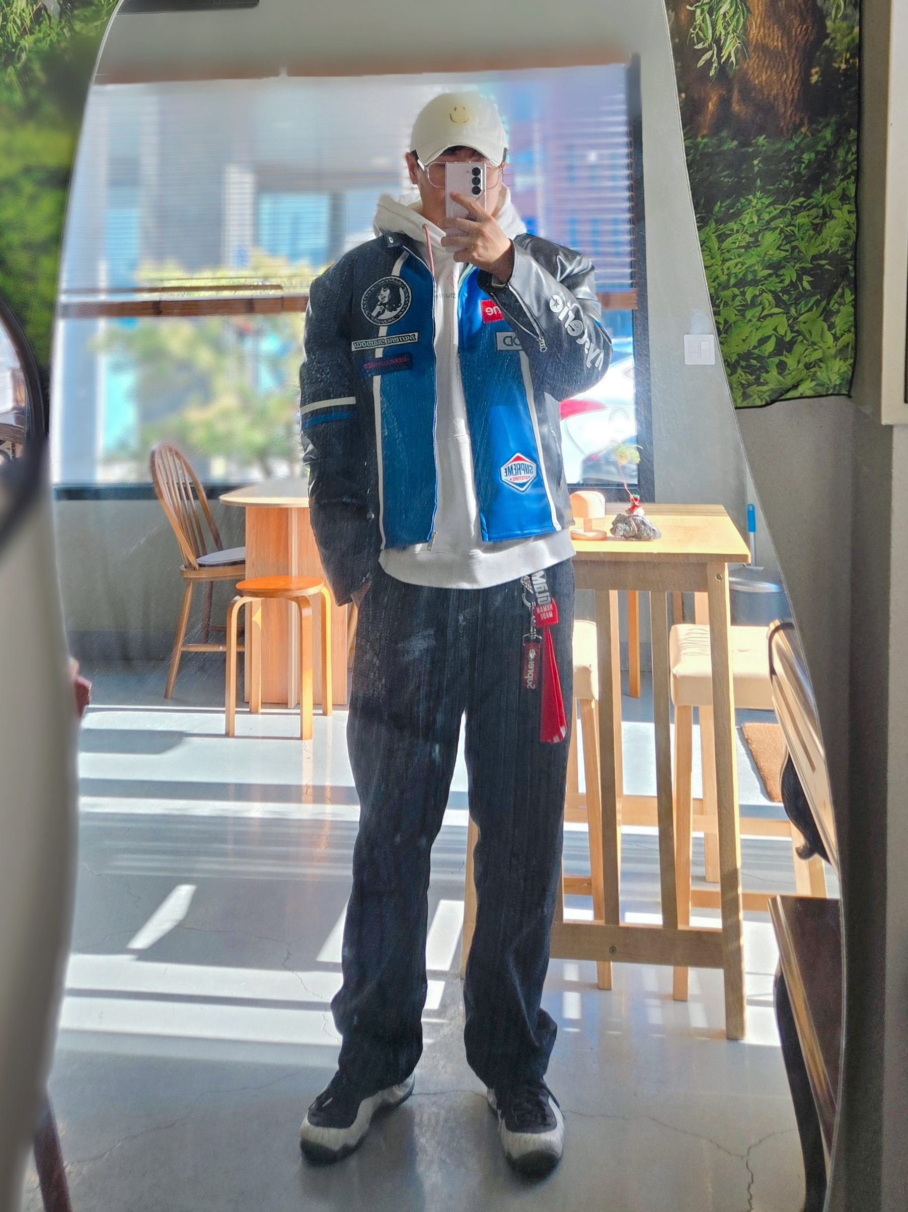 Supreme x Hysteric Glamour Vanson Leathers Jacket Black - 24FW, Human Made Heart Lens Cleaner Red 착용 스타일