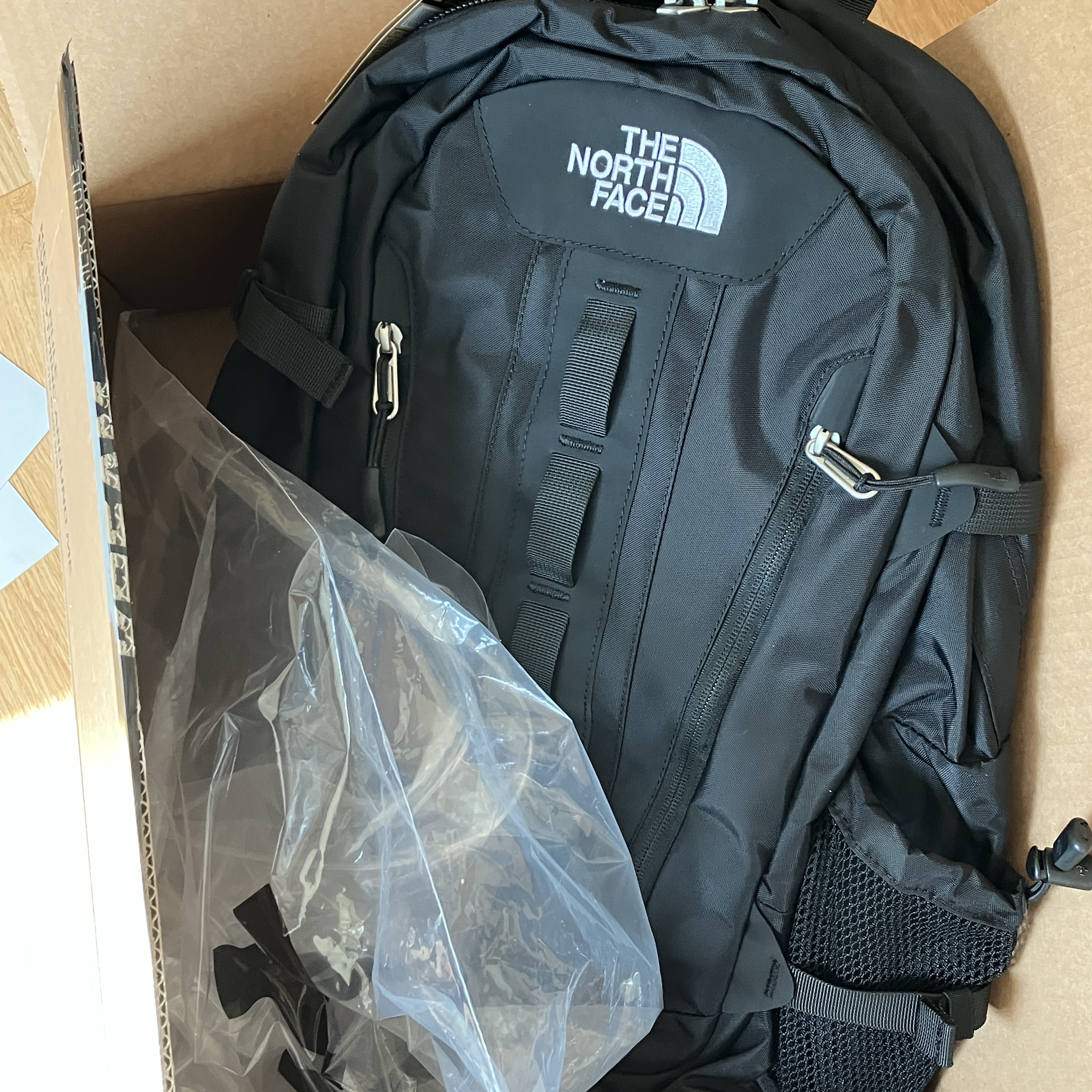 The North Face Big Shot Black 착용 스타일