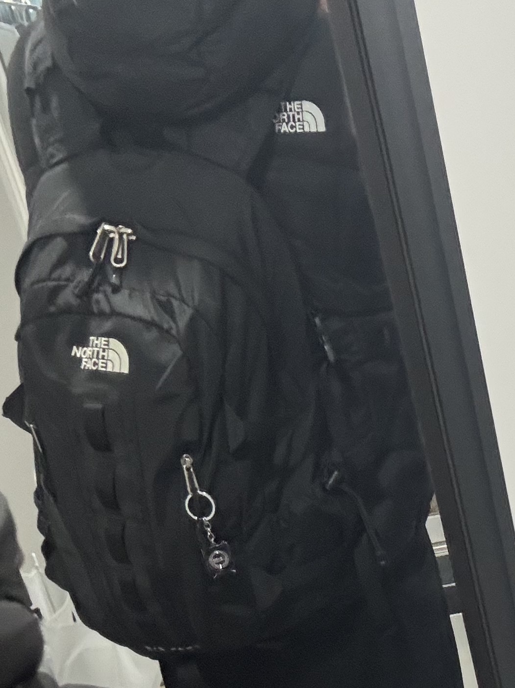 The North Face White Label Wave LT On Ball Jacket Black, The North Face Big Shot Black 착용 스타일 - 2