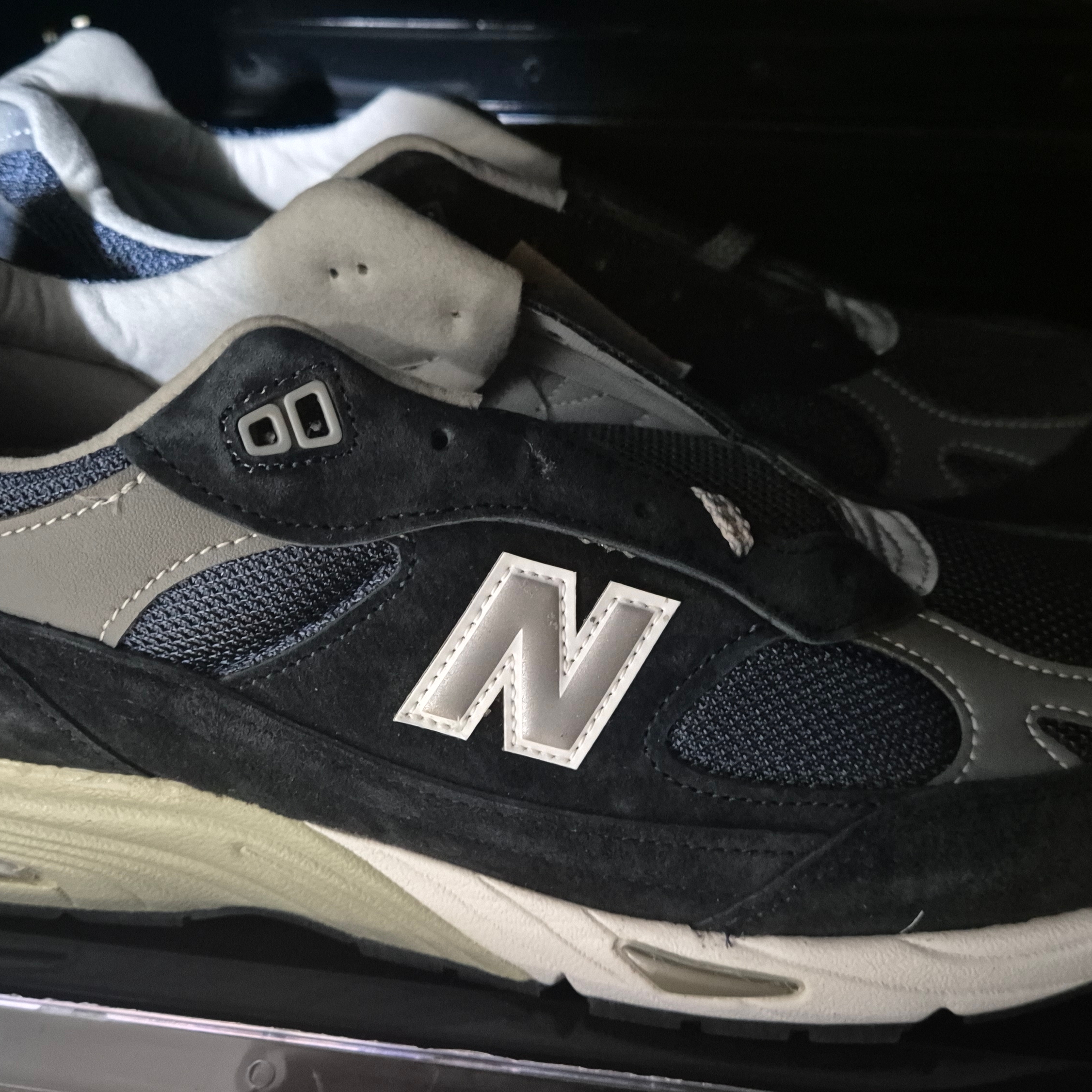 New Balance 991 Made in UK Navy 착용 스타일